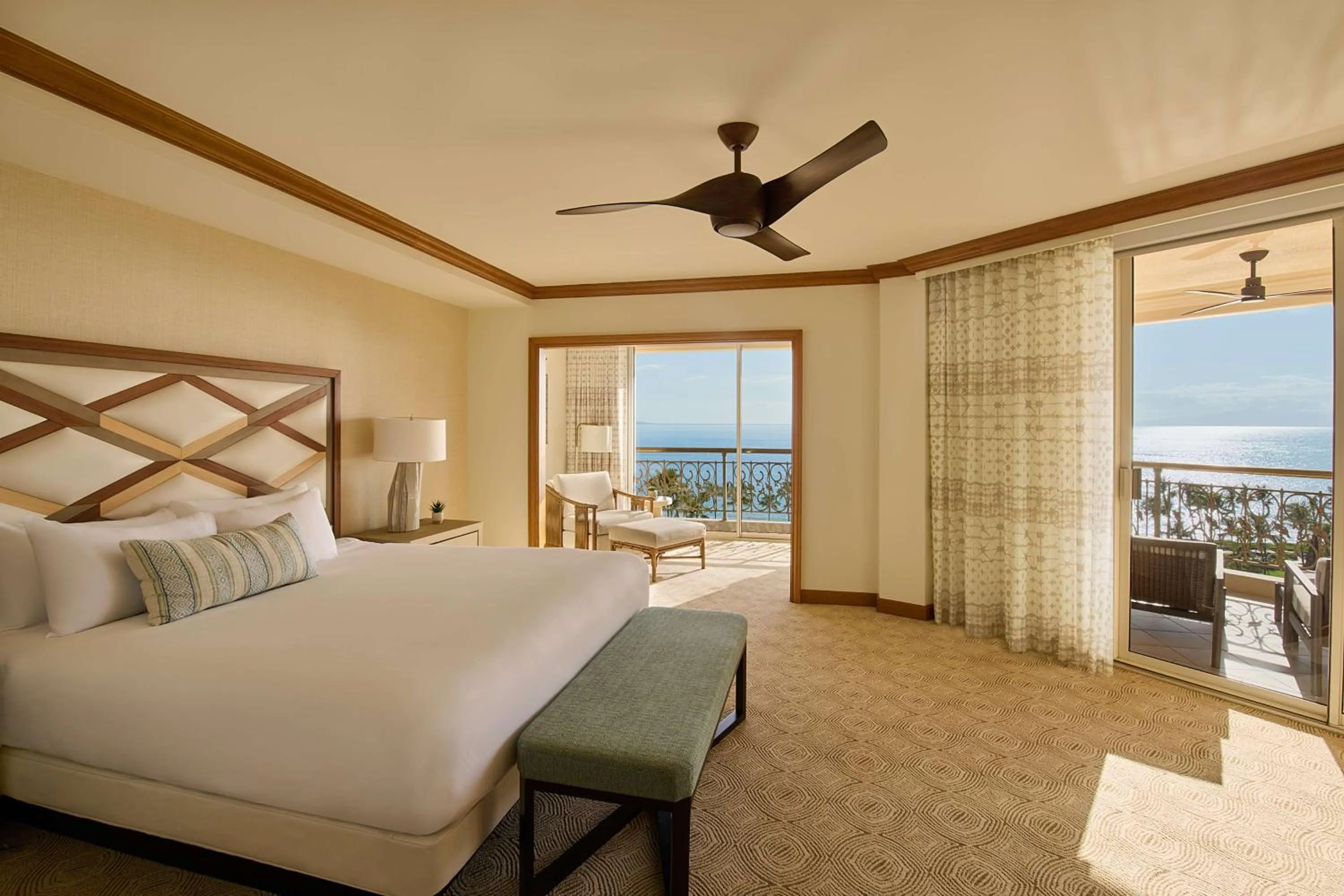 Bed in Grand Wailea Resort Hotel & Spa, A Waldorf Astoria Resort