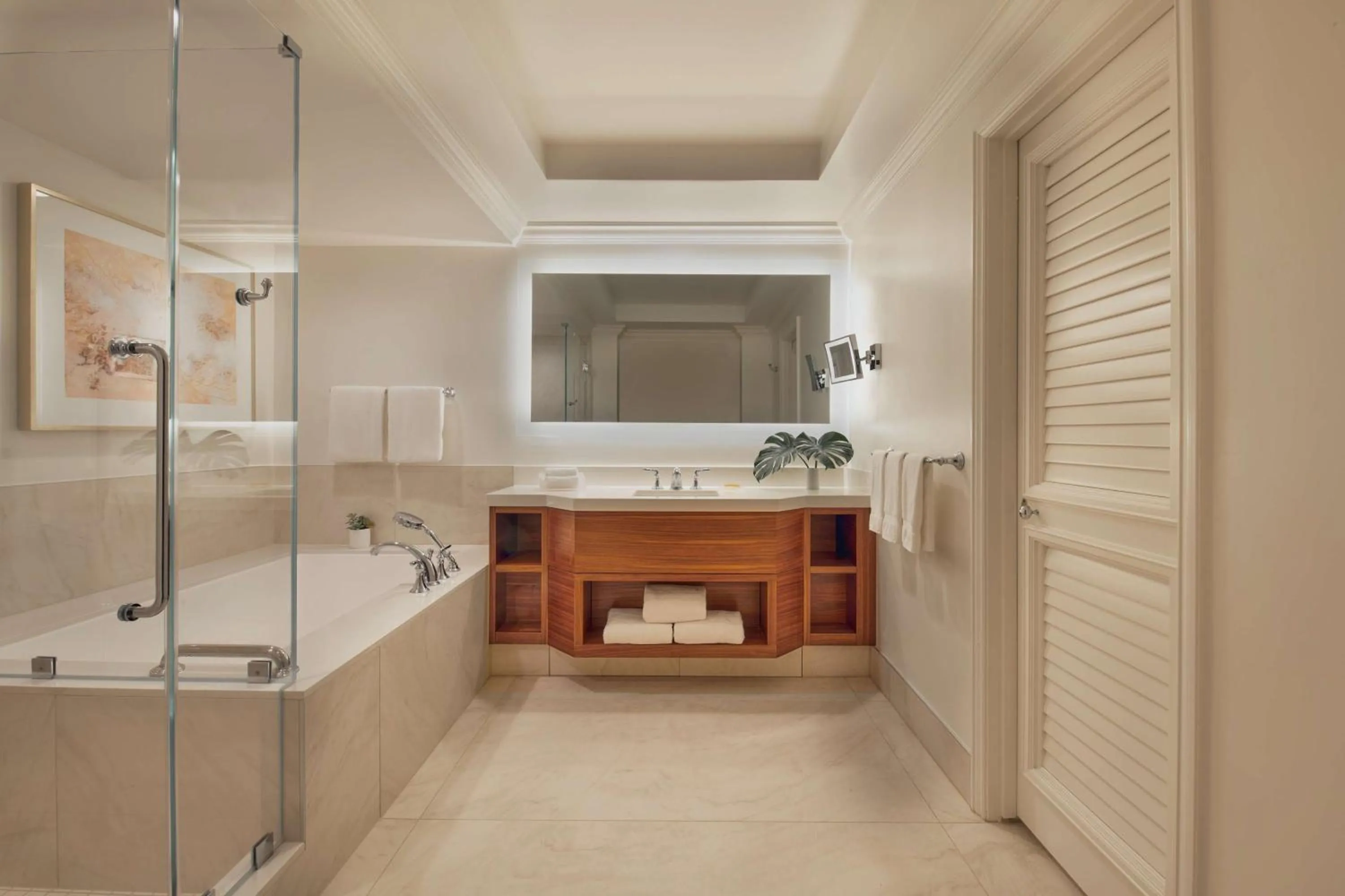 Bathroom in Grand Wailea Resort Hotel & Spa, A Waldorf Astoria Resort