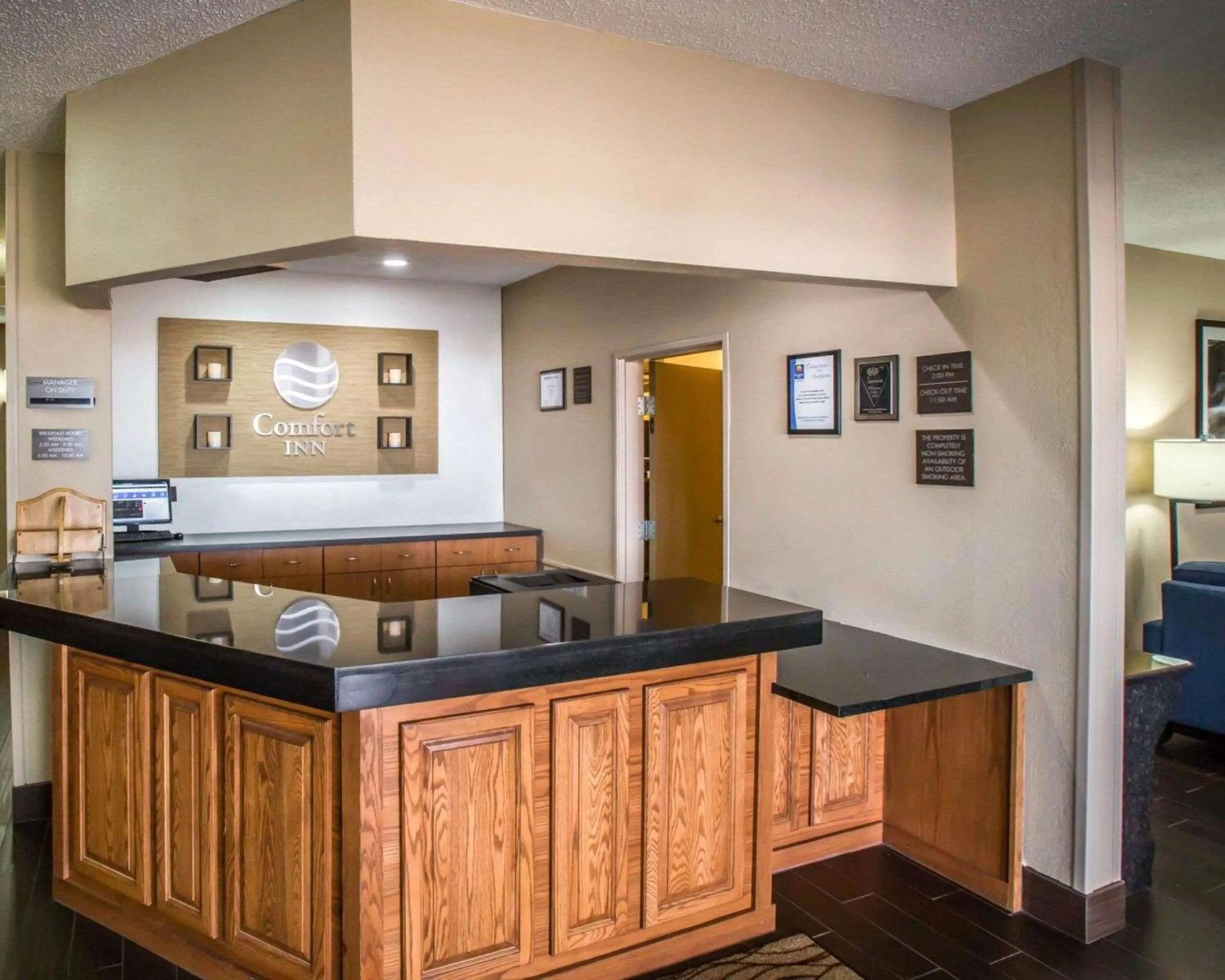 Lobby or reception in Comfort Inn Morris I-80