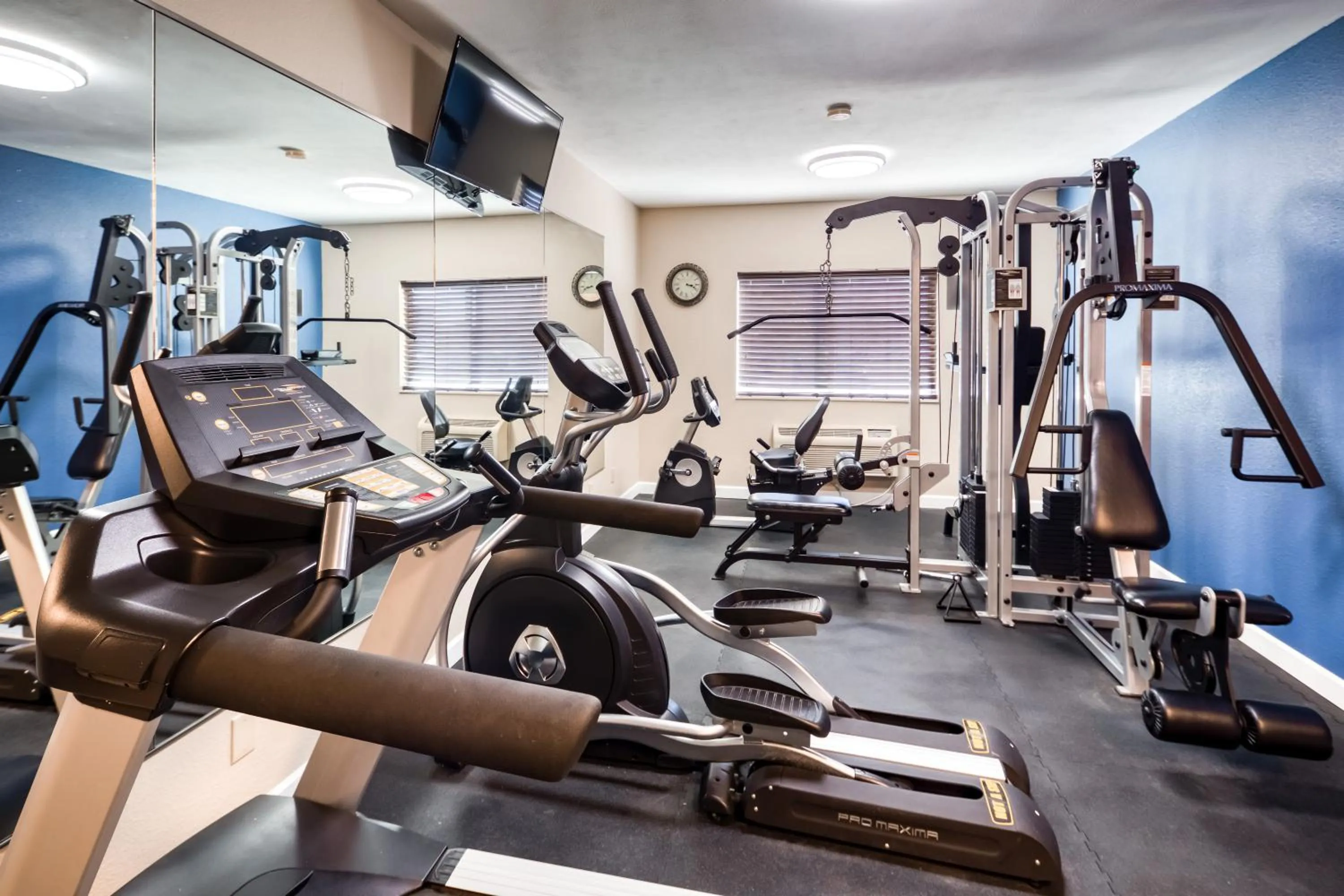 Fitness centre/facilities in Quality Inn & Suites Springfield Southwest near I-72