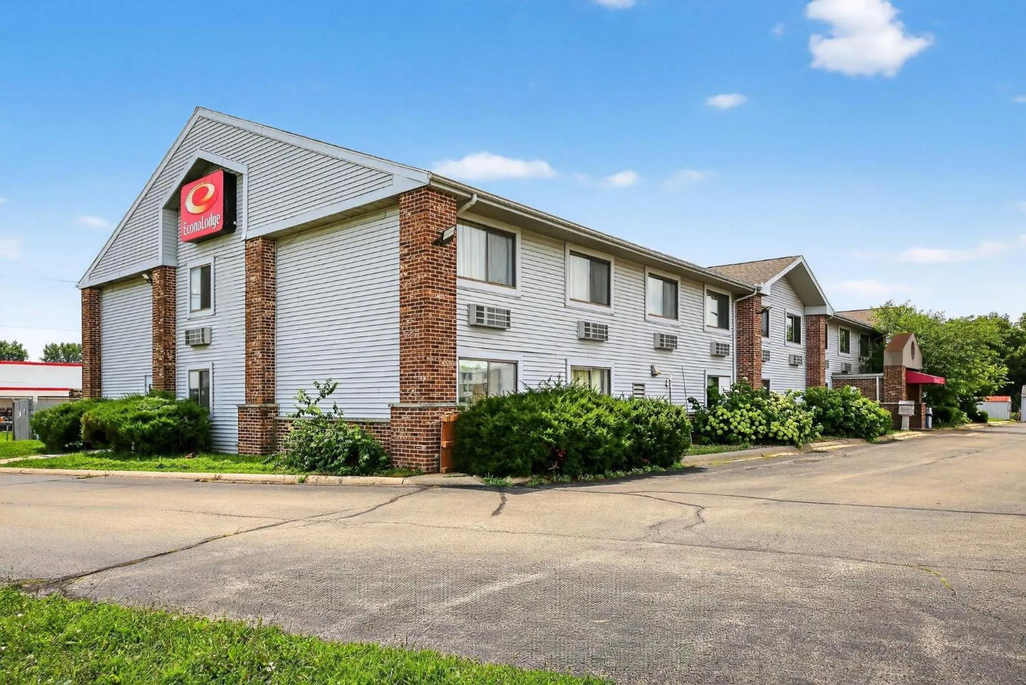 Property building in Econo Lodge Princeton