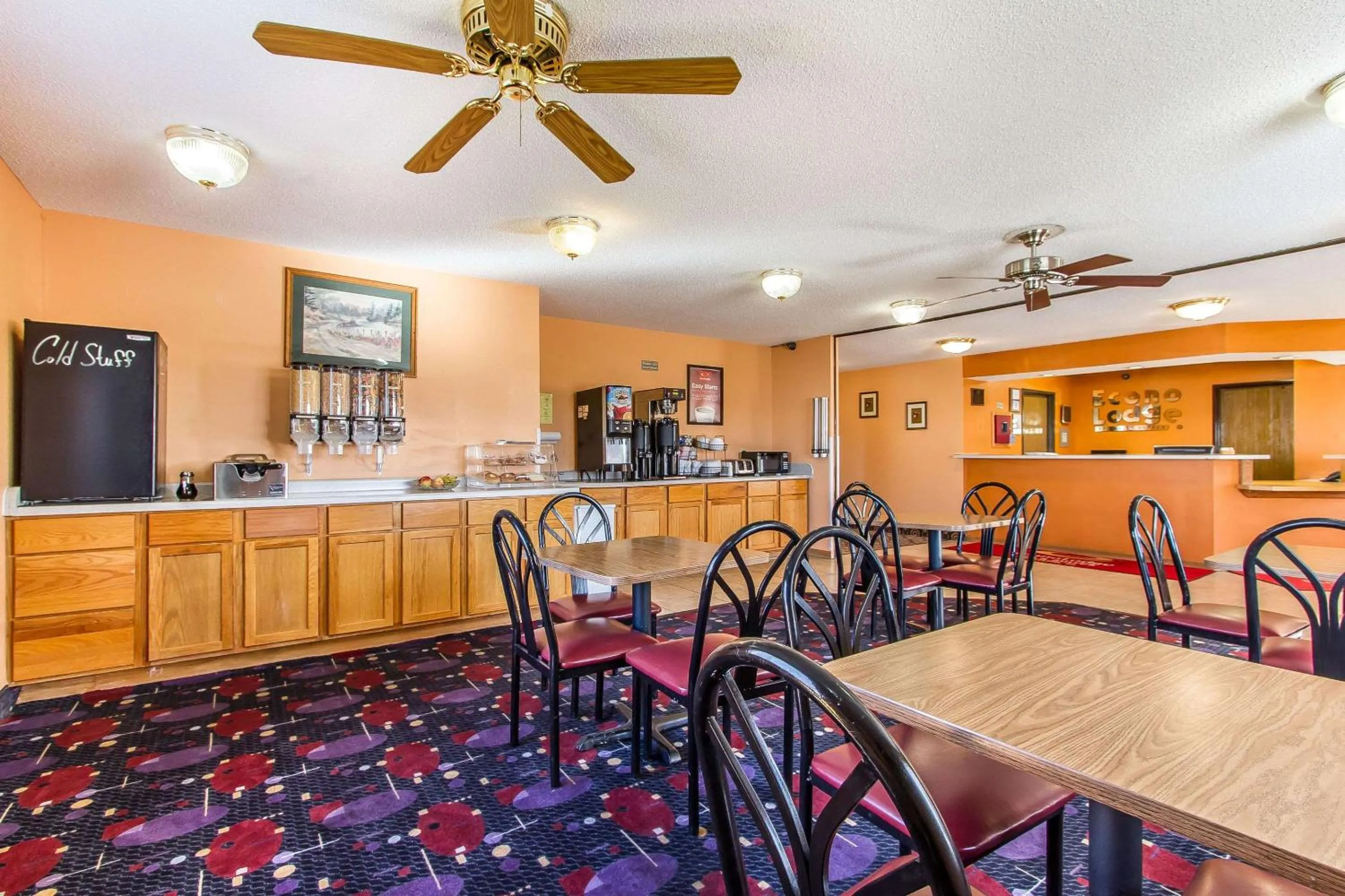 Restaurant/places to eat in Econo Lodge Inn & Suites Pekin - Peoria Area