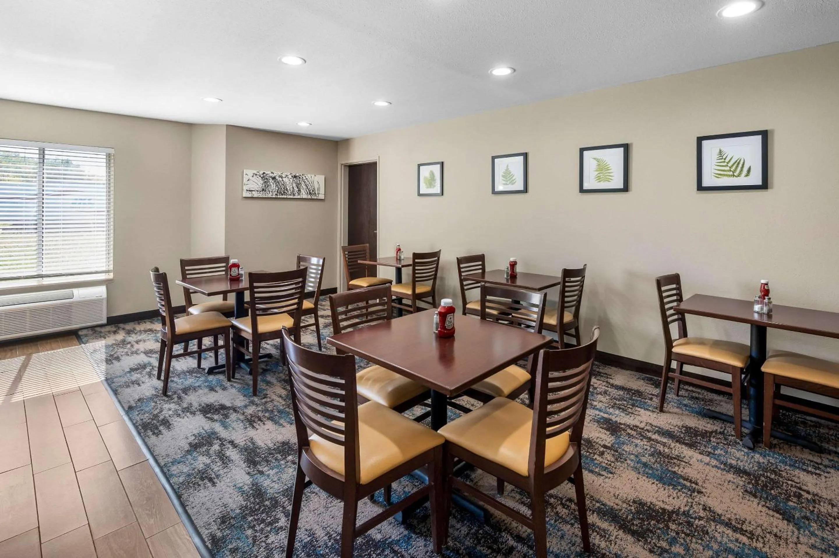 Breakfast in Sleep Inn Springfield West