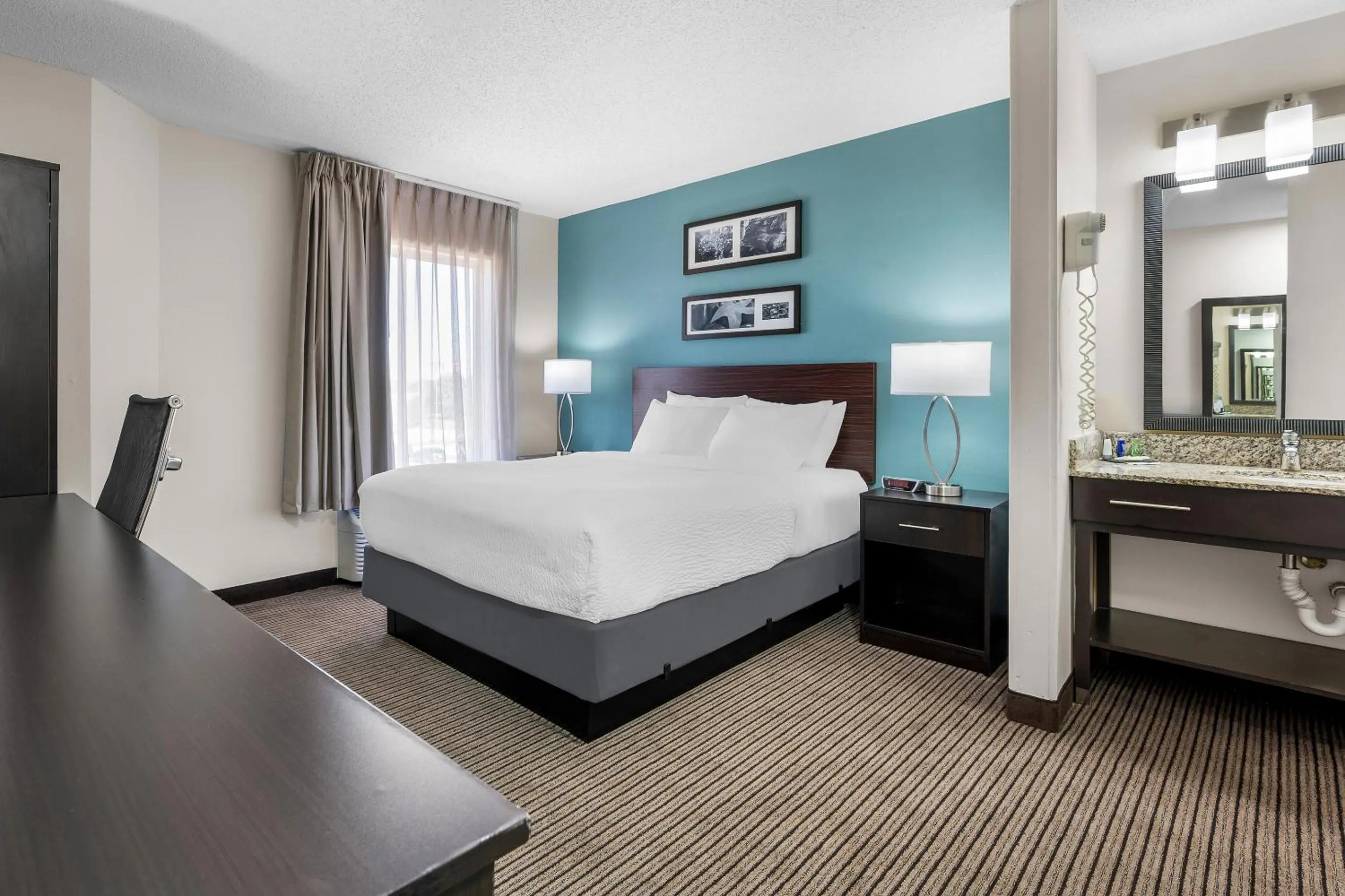 Bed in Sleep Inn Springfield West