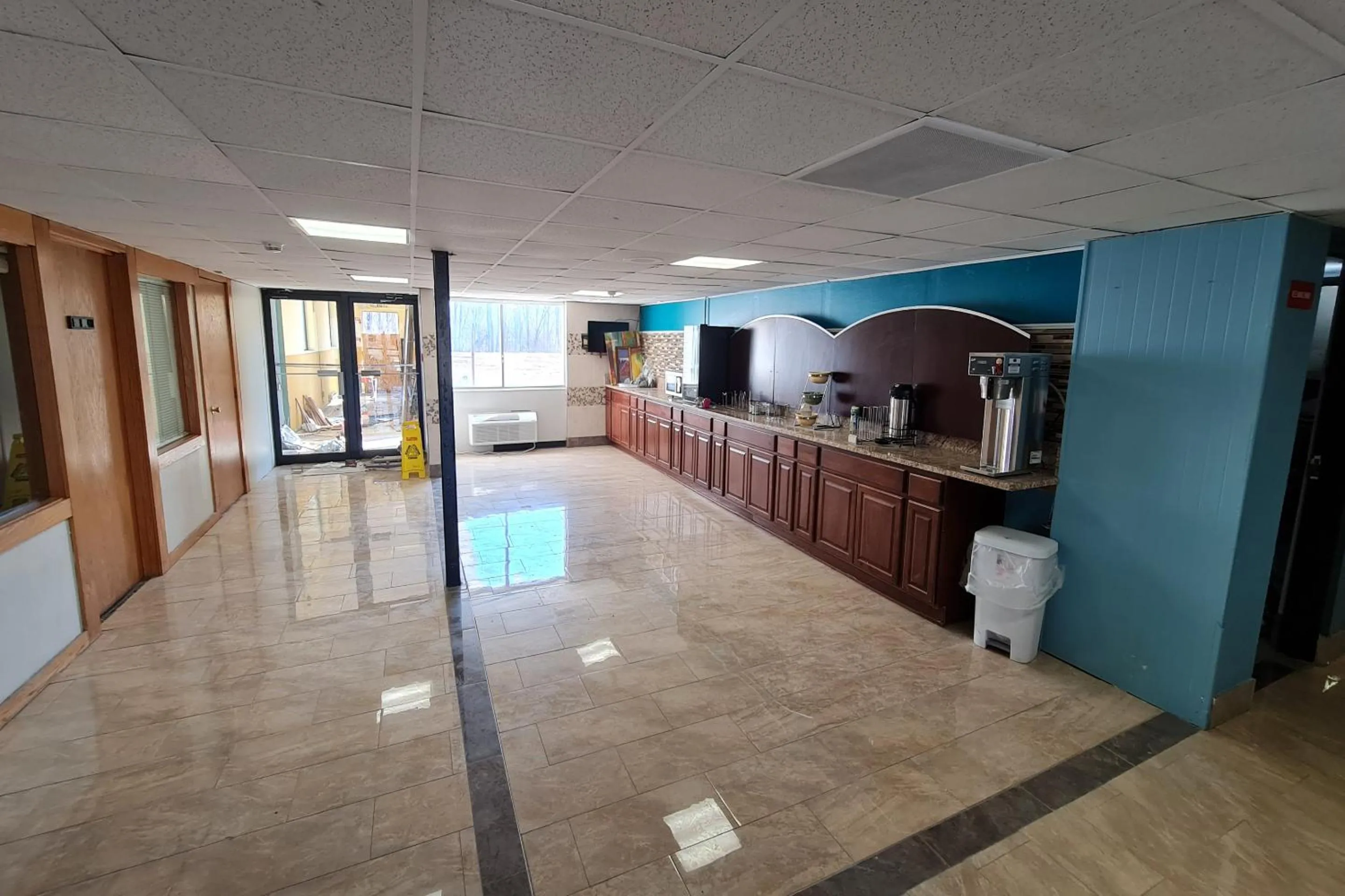 Coffee/tea facilities in Rodeway Inn