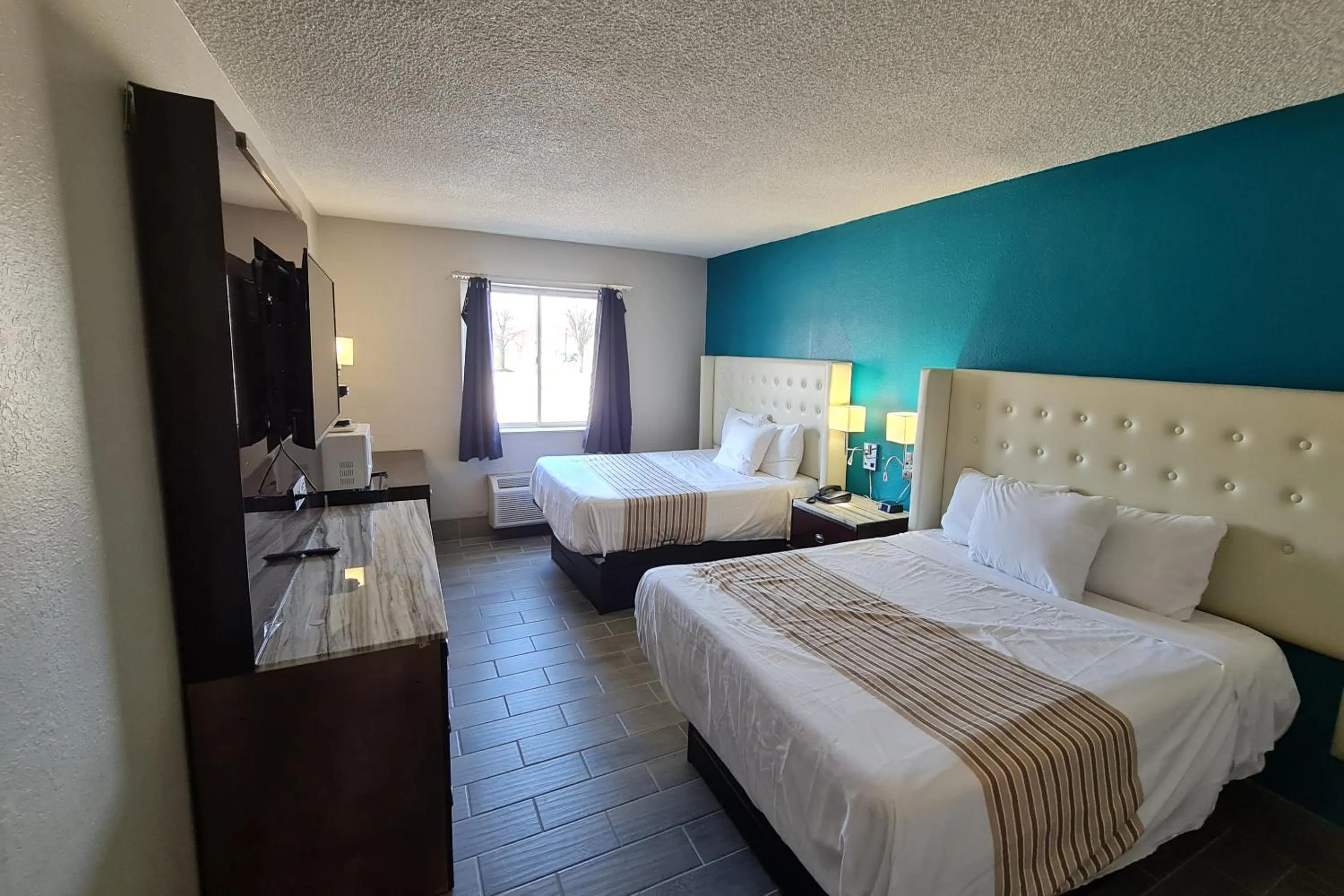 Bedroom, Bed in Rodeway Inn