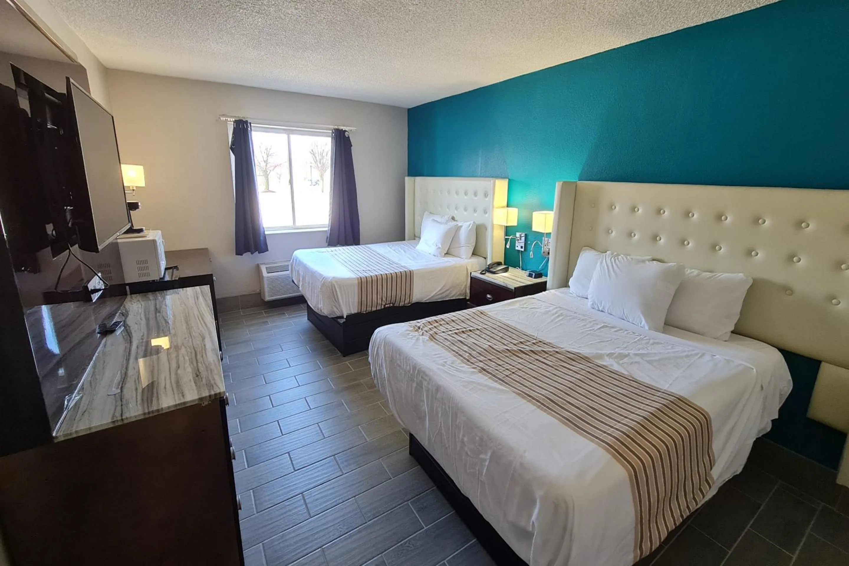 Bedroom, Bed in Rodeway Inn