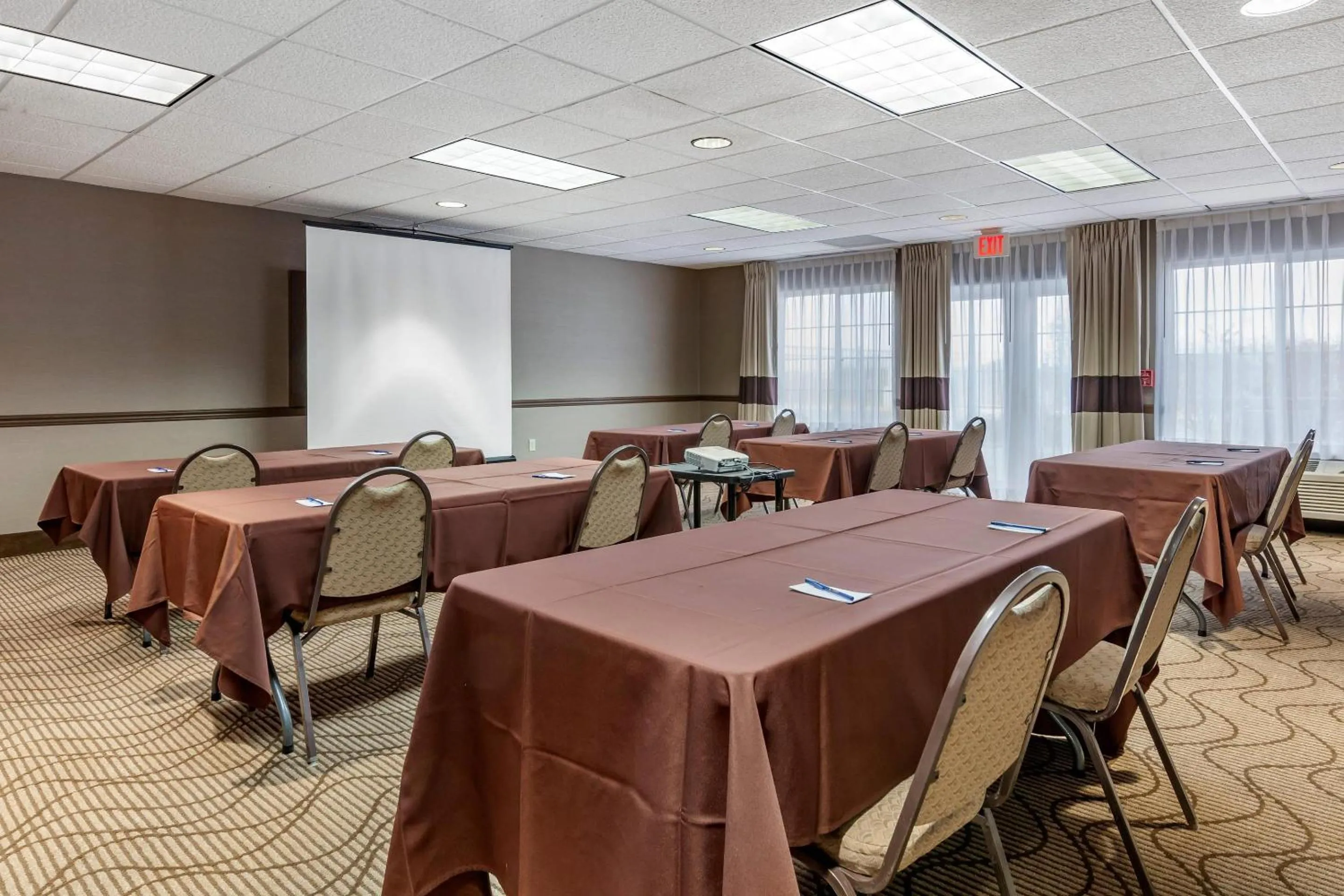 Meeting/conference room in Comfort Inn & Suites Geneva- West Chicago