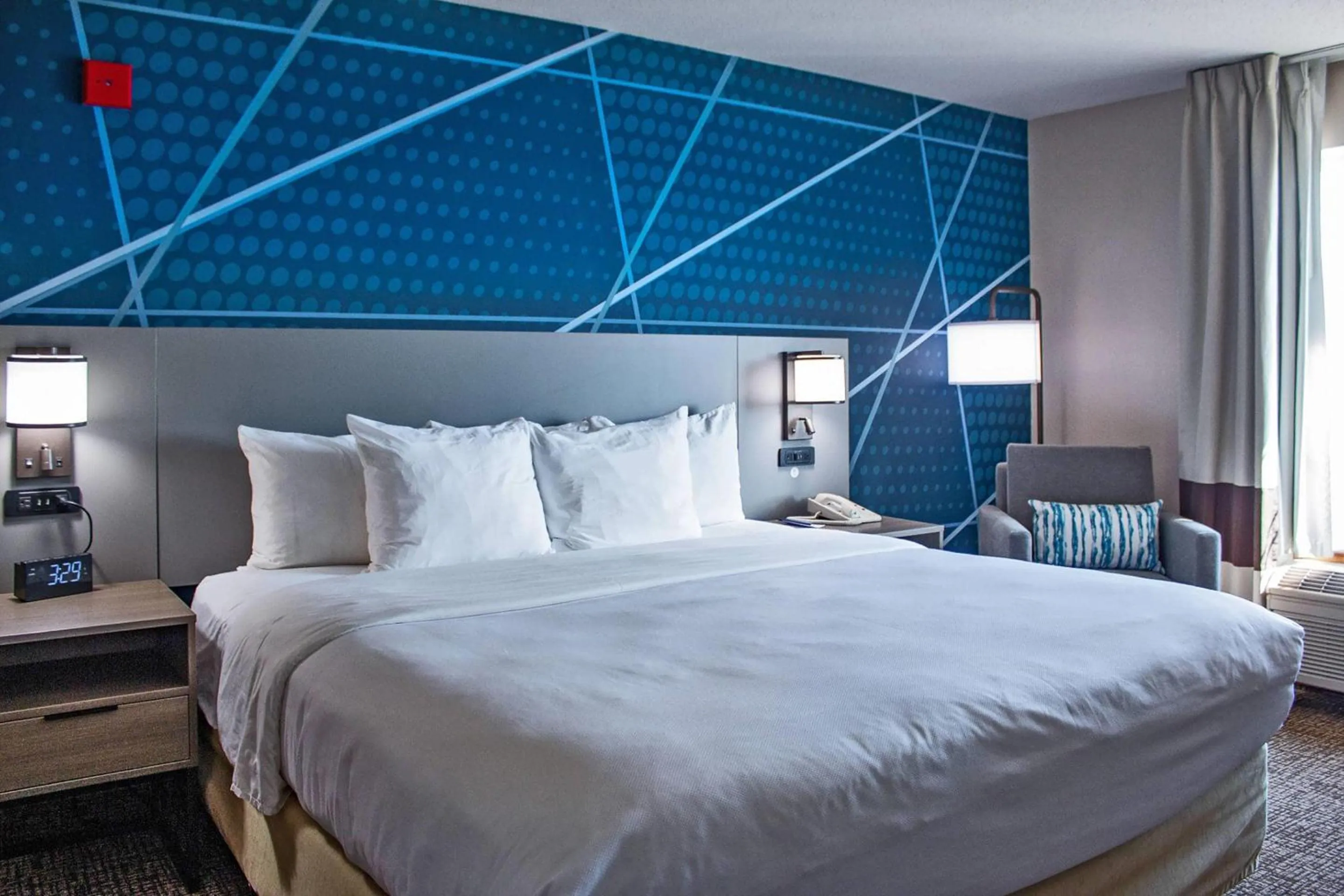 Bedroom, Bed in Comfort Inn & Suites Geneva- West Chicago