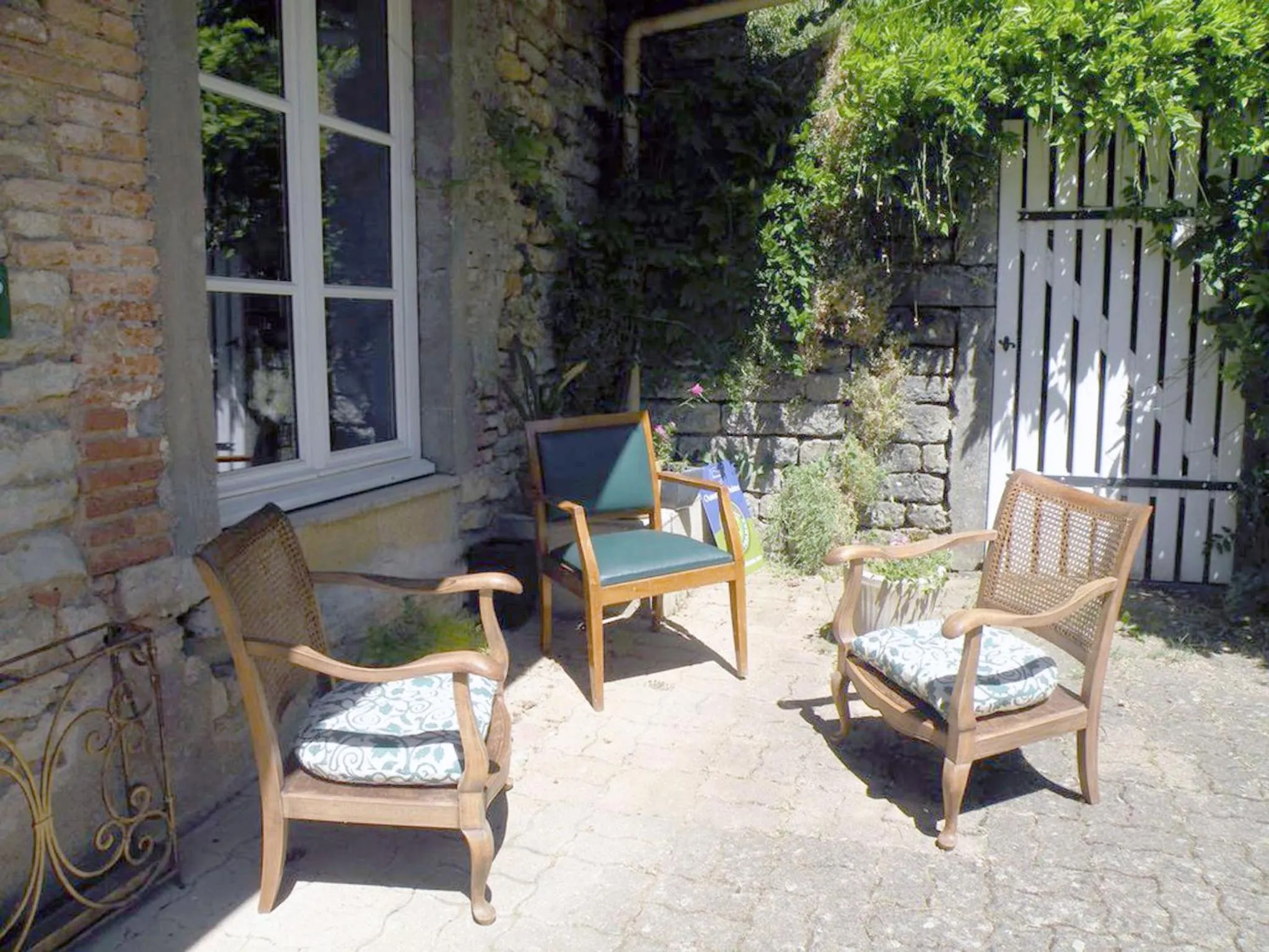 View (from property/room) in LA PROVIDENCE, chambres d'hôtes