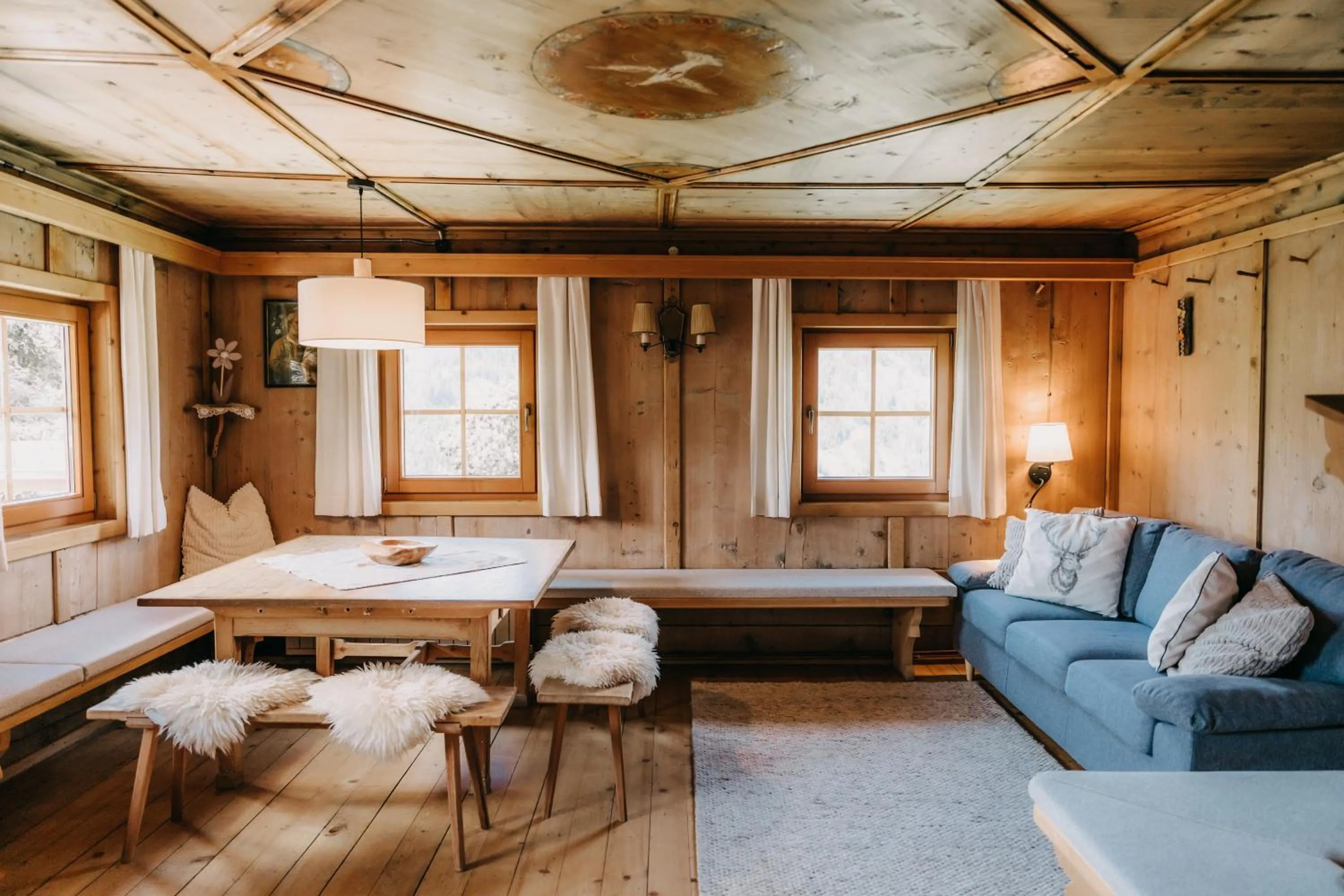 Living room, Bed in Ferienhaus Innerkienzerhof - Urlaub am Bauernhof