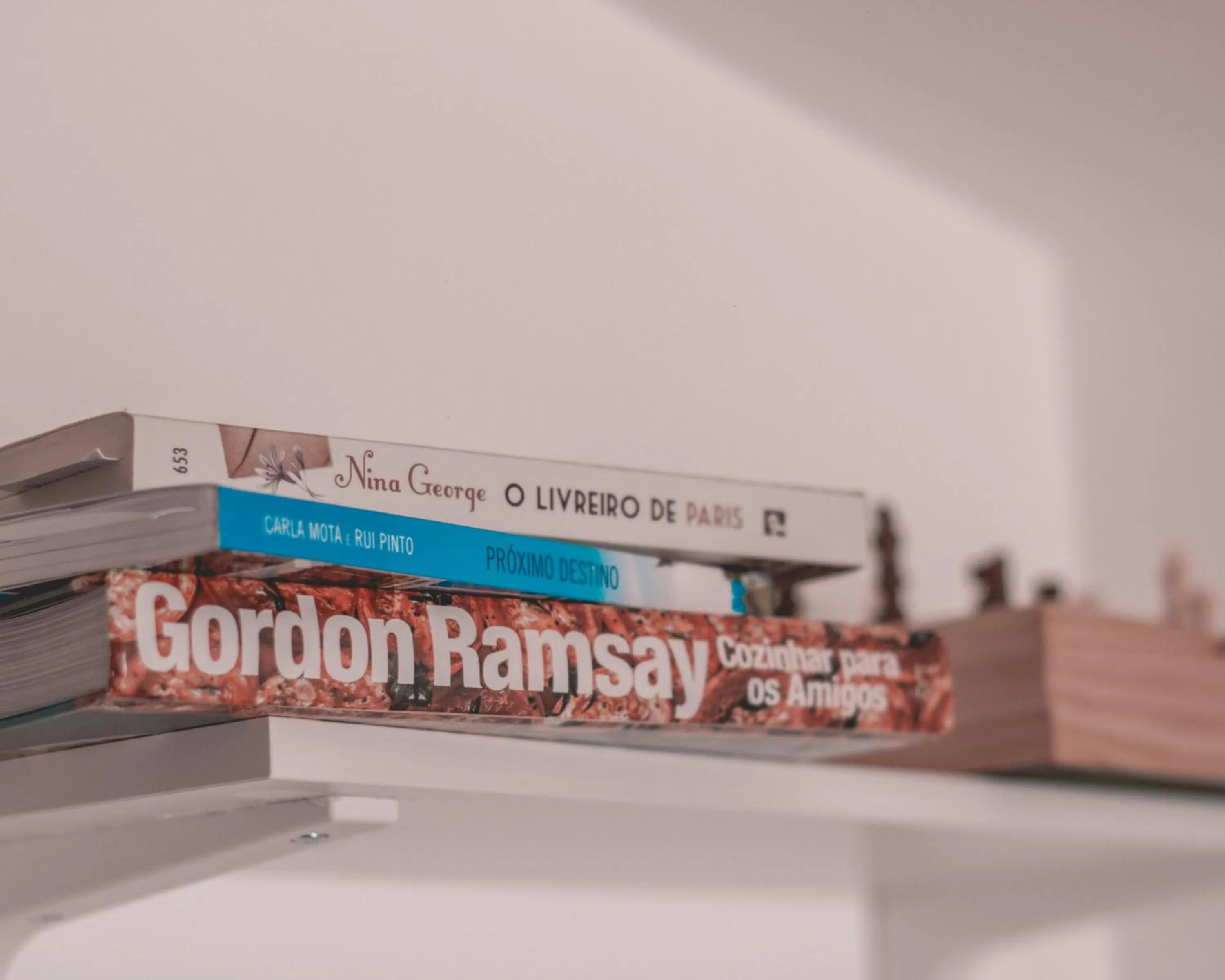 Living room in ALMAS ROOMS