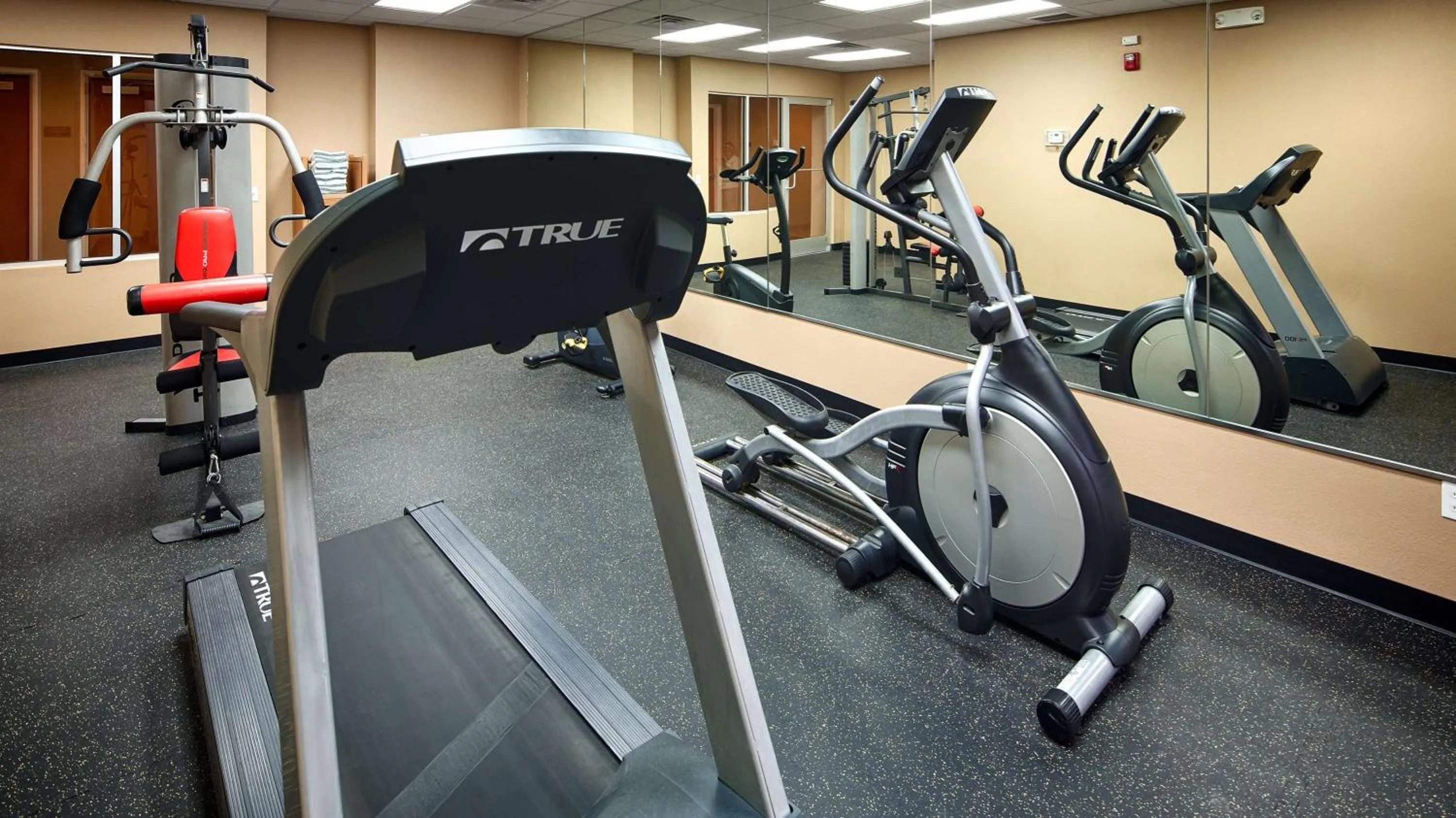 Fitness centre/facilities in Best Western Plus Pontoon Beach