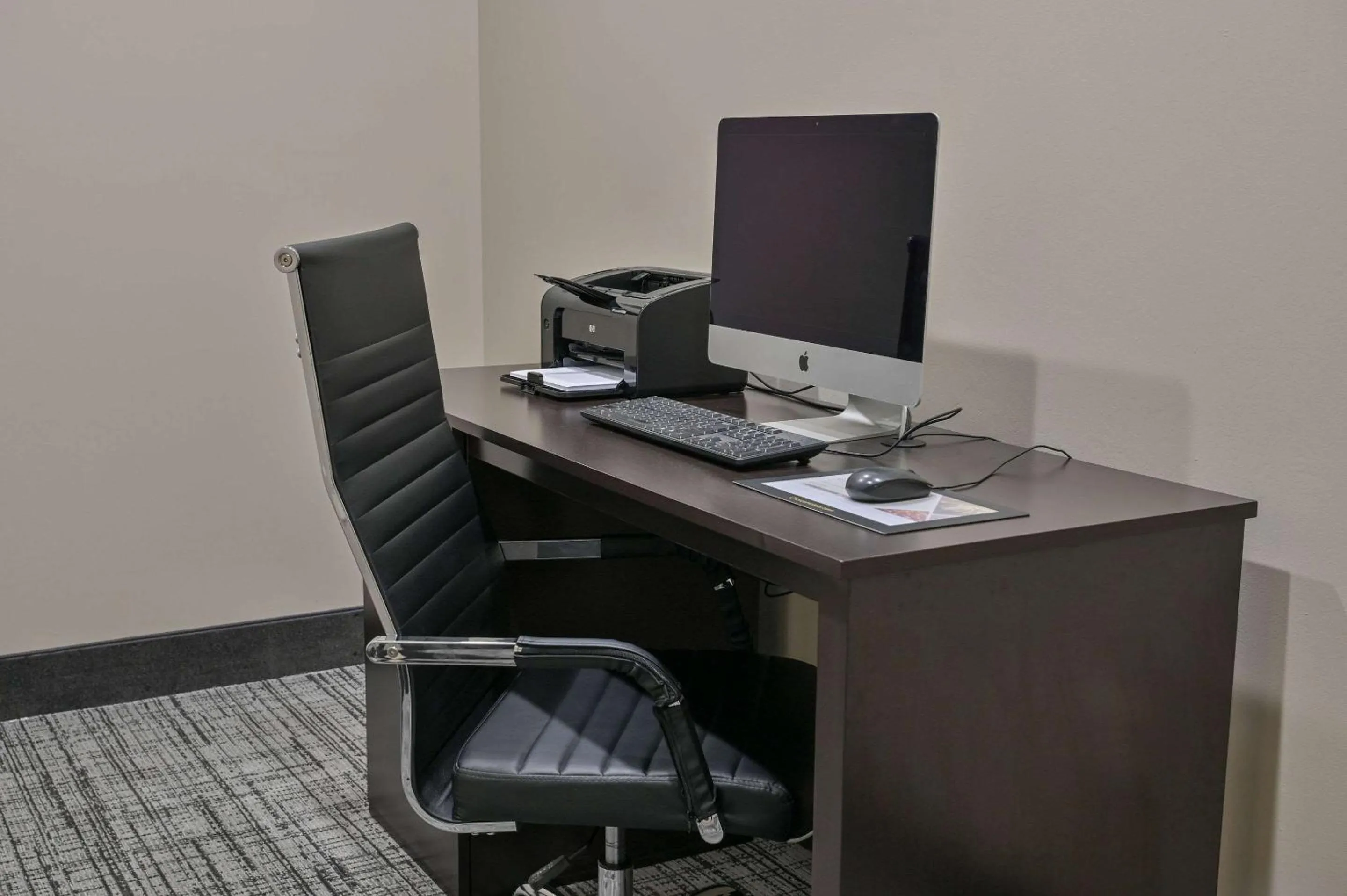 Business facilities in Sleep Inn & Suites Washington near Peoria