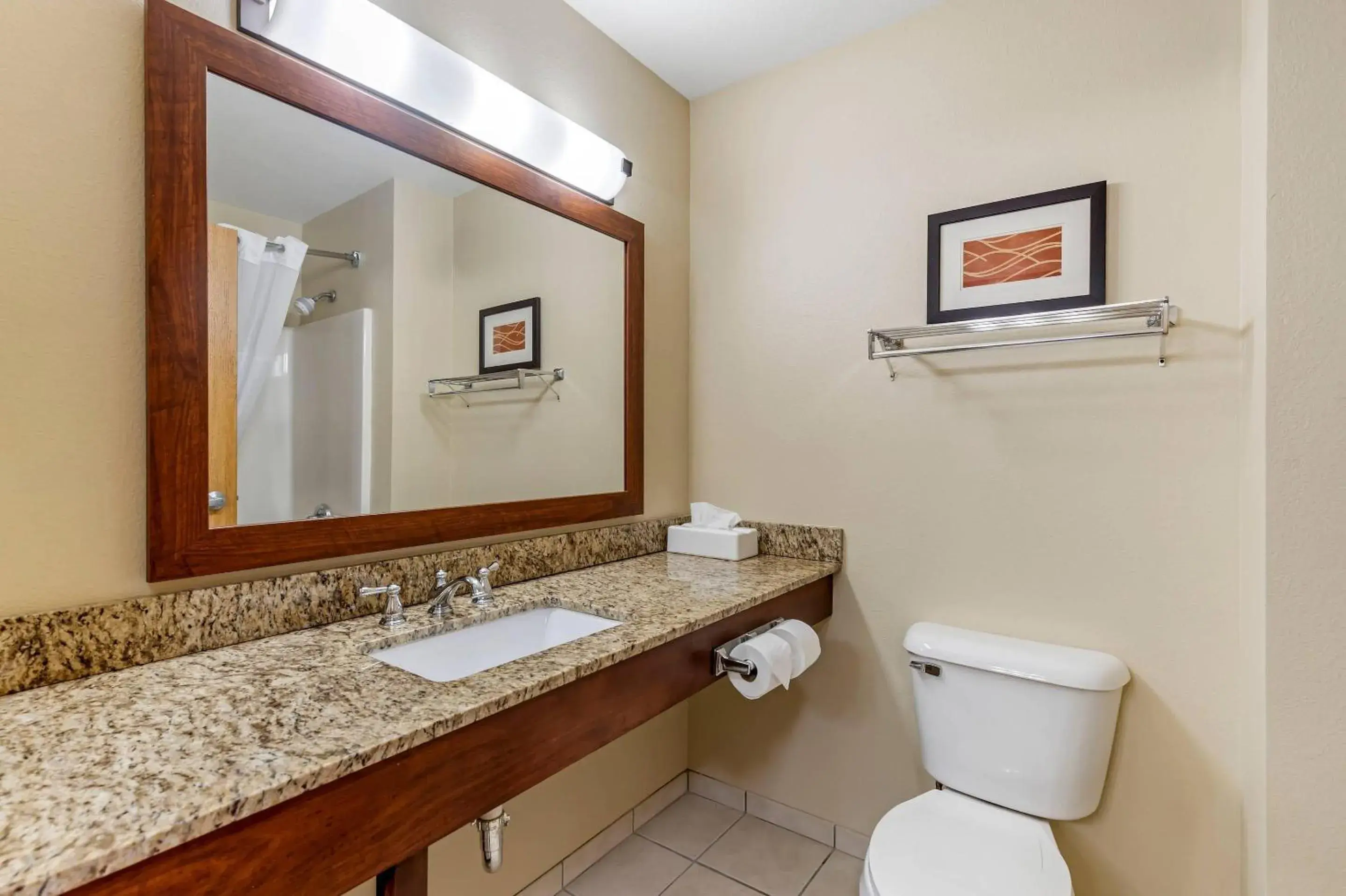 King Room with Spa Bath- Non-Smoking in Comfort Inn & Suites East Moline near I-80 King Room with Spa Bath- Non-Smoking in Comfort Inn & Suites East Moline near I-80