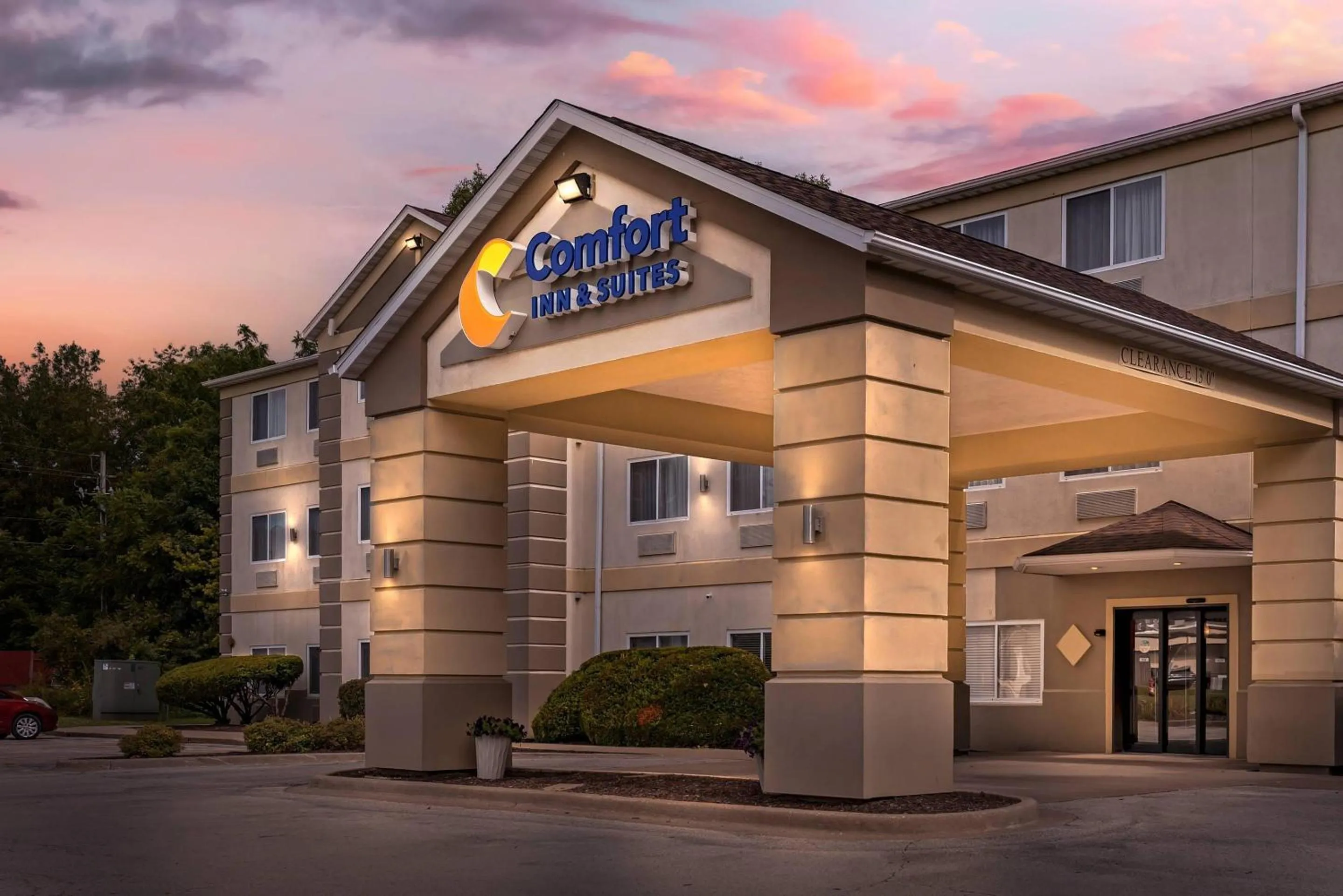 Property building in Comfort Inn & Suites East Moline near I-80