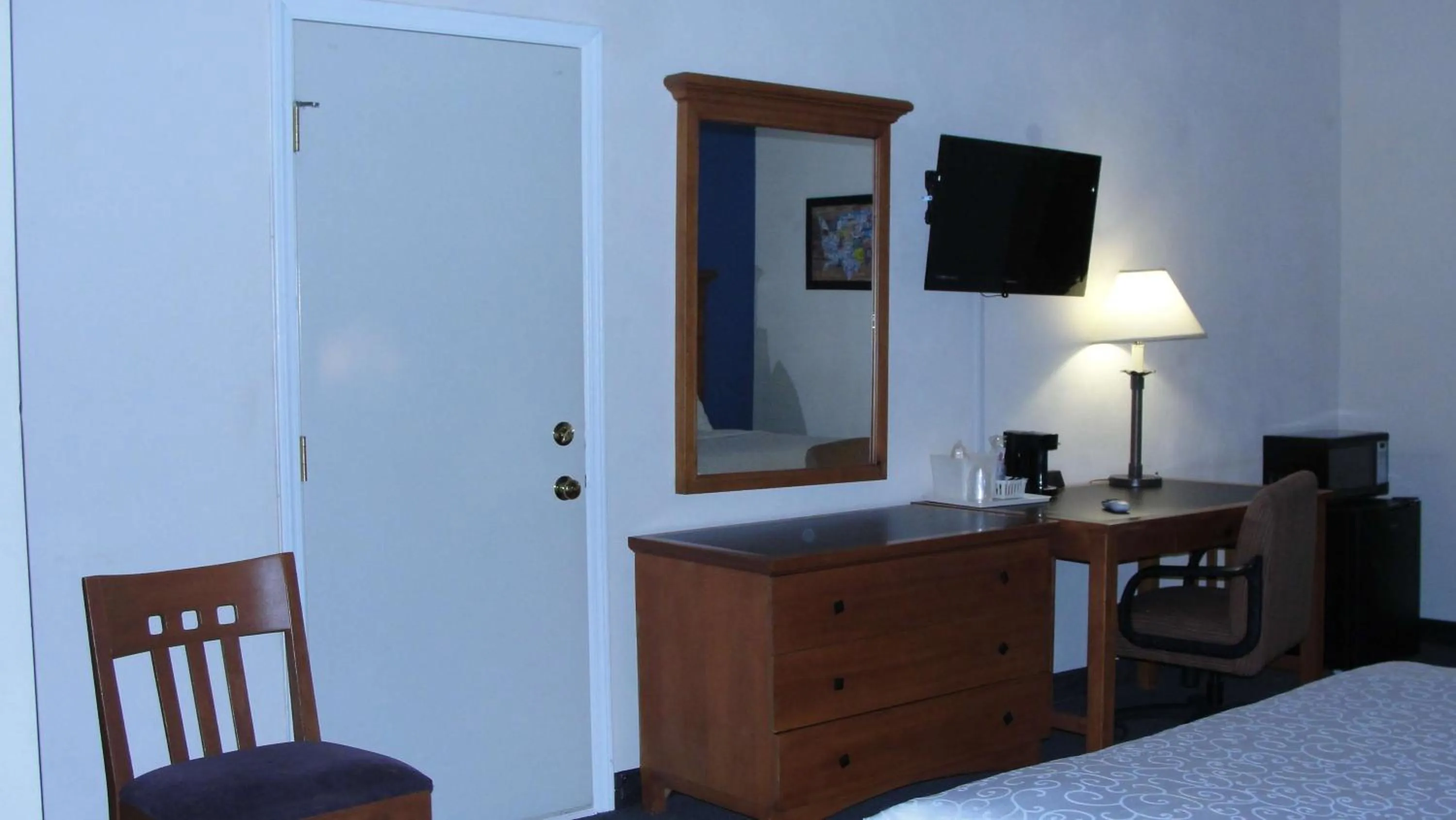 Other, Bed in SureStay Hotel by Best Western Greenville