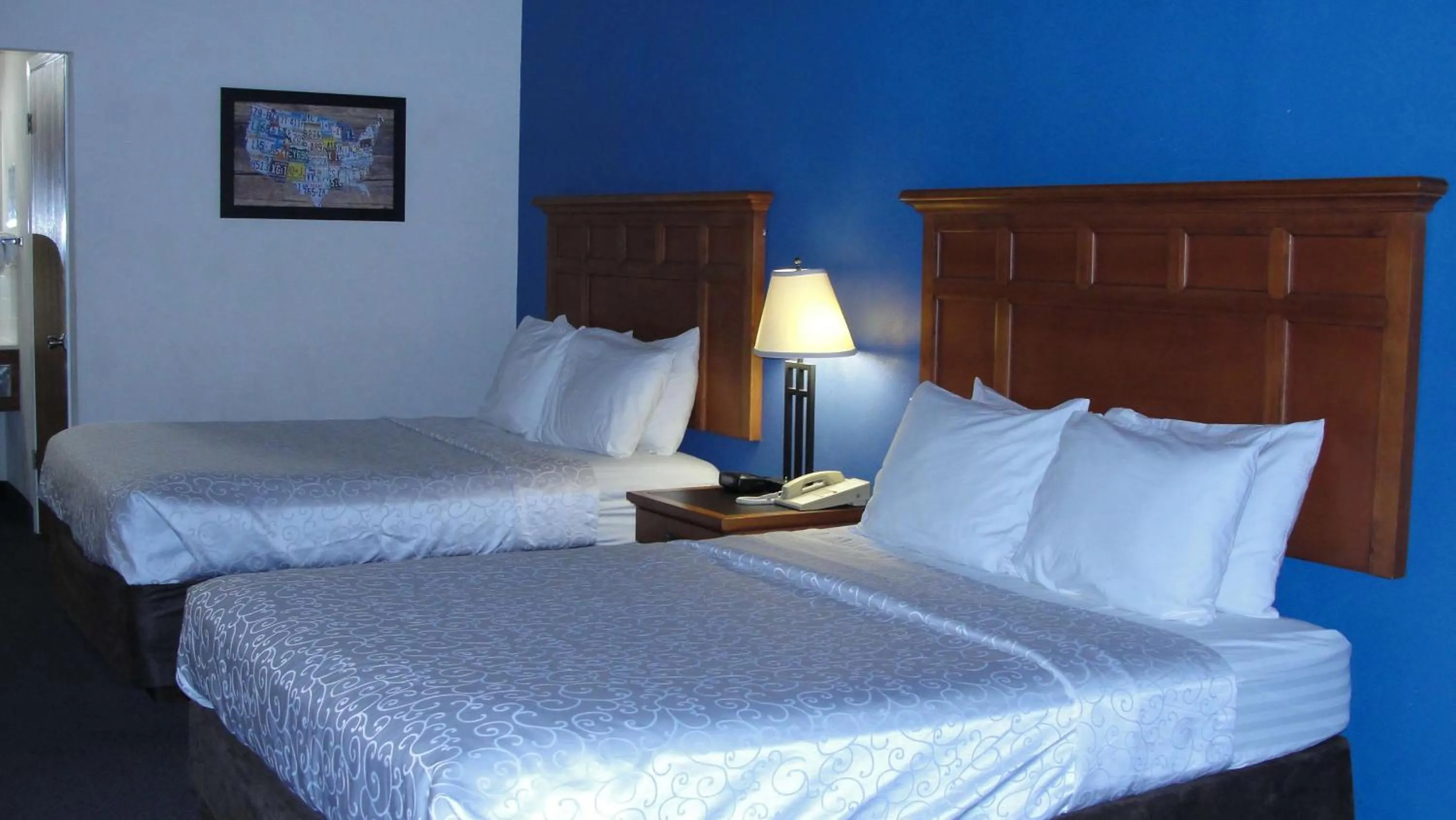 Bedroom, Bed in SureStay Hotel by Best Western Greenville
