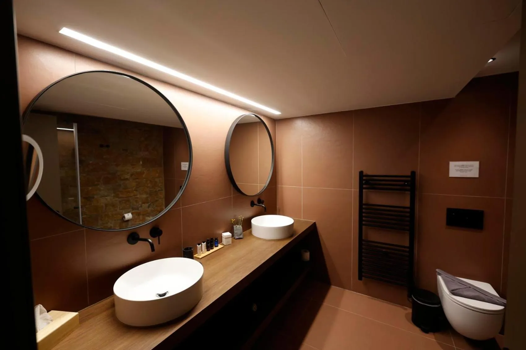 Bathroom in Amantes Villas and Suites