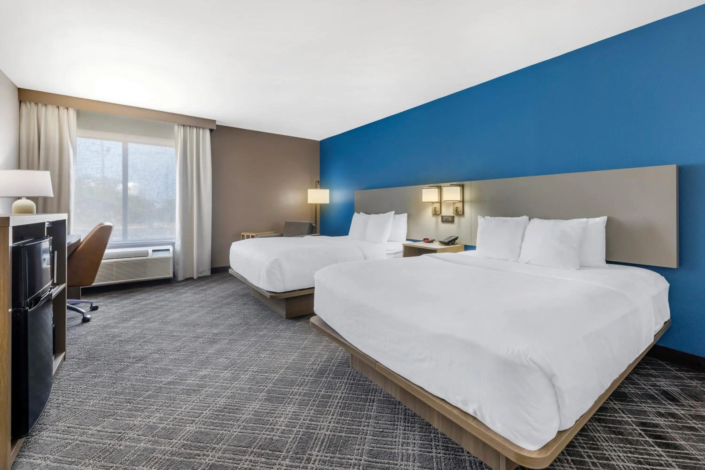 Bed in Comfort Inn Bourbonnais near I-57