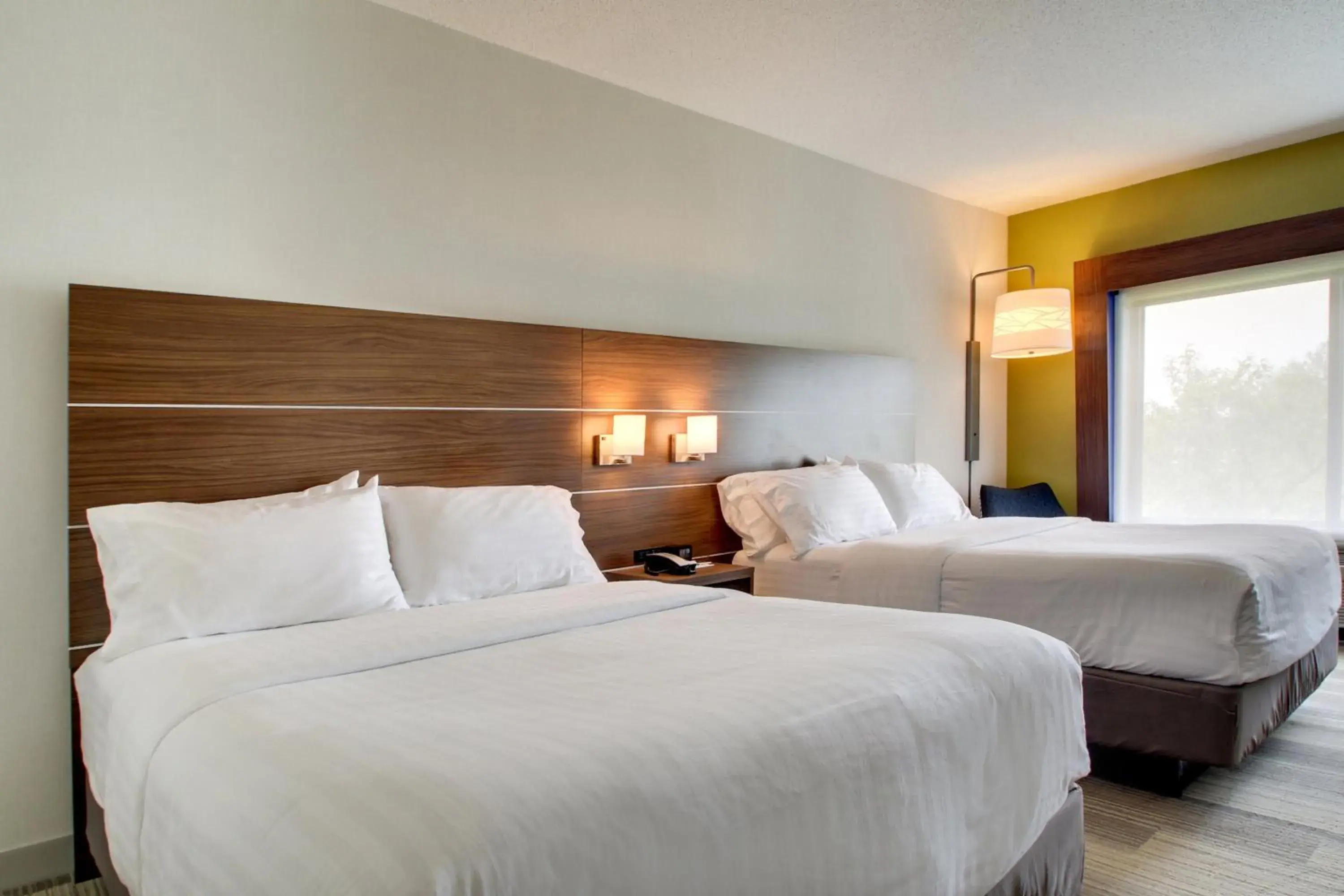Standard Room with Two Queen Beds - Communications Accessible Tub in Holiday Inn Express & Suites Aurora - Naperville by IHG Standard Room with Two Queen Beds - Communications Accessible Tub in Holiday Inn Express & Suites Aurora - Naperville by IHG