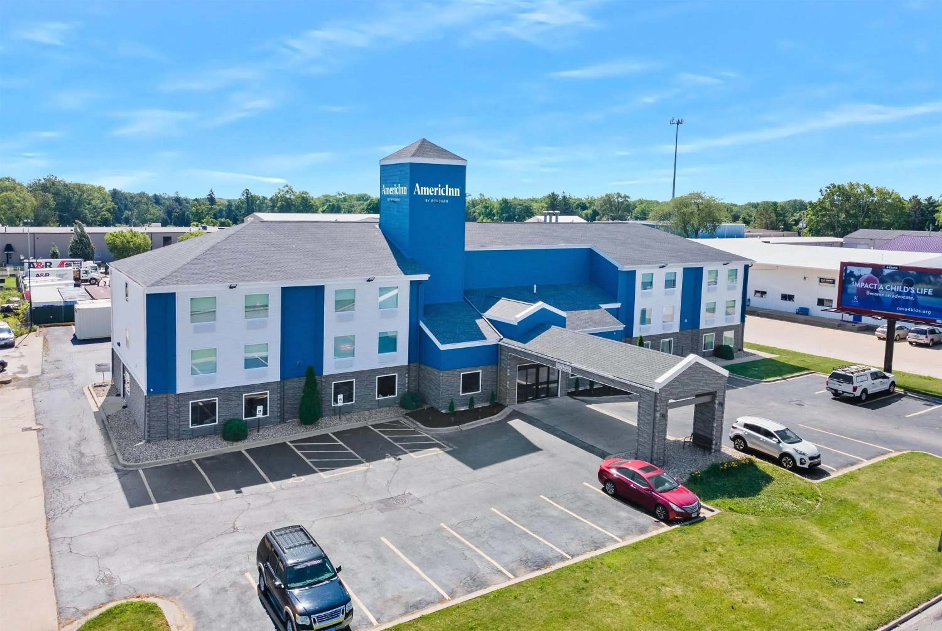 AmericInn by Wyndham Urbana Champaign University Area