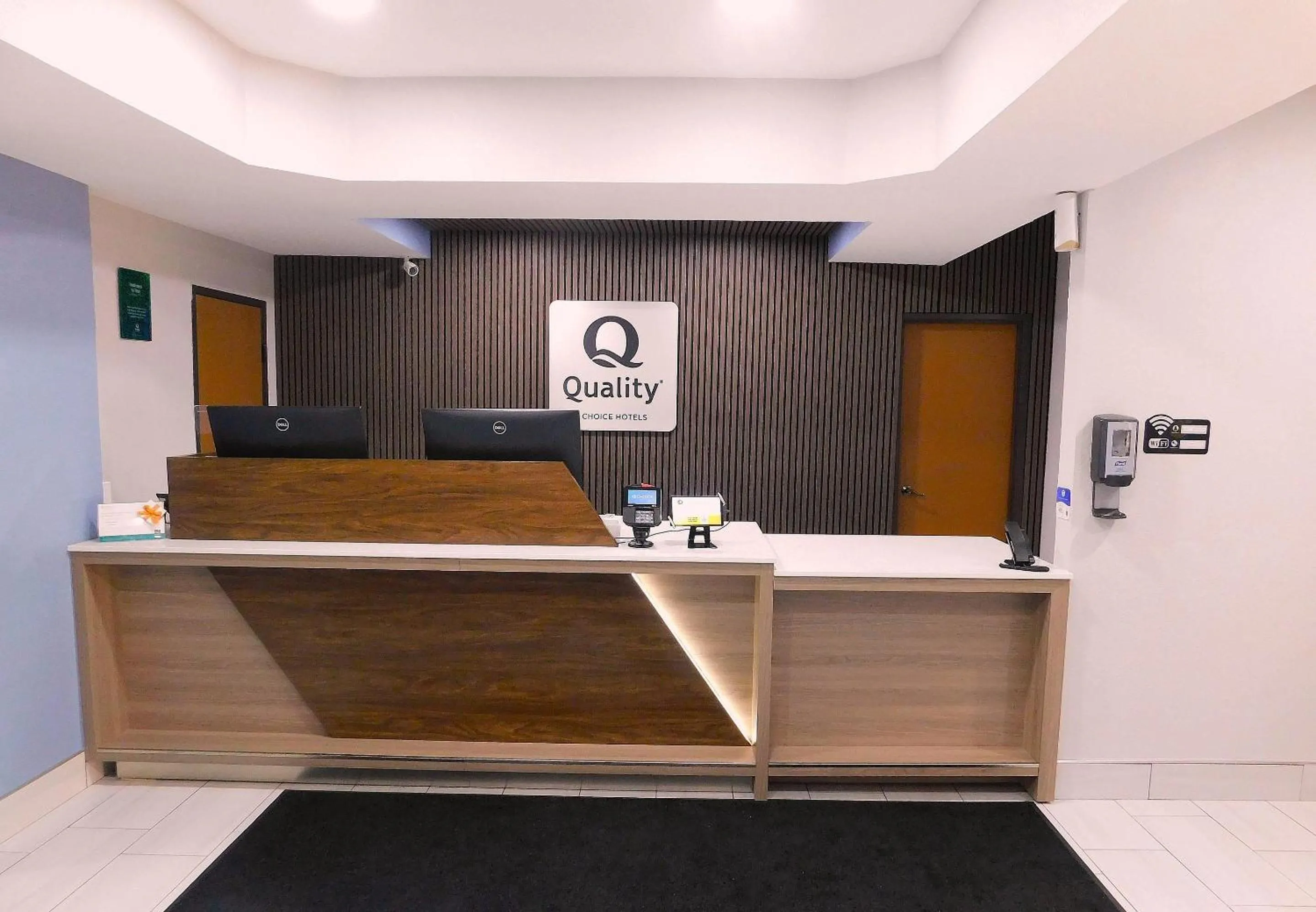 Lobby or reception in Quality Inn Pontiac