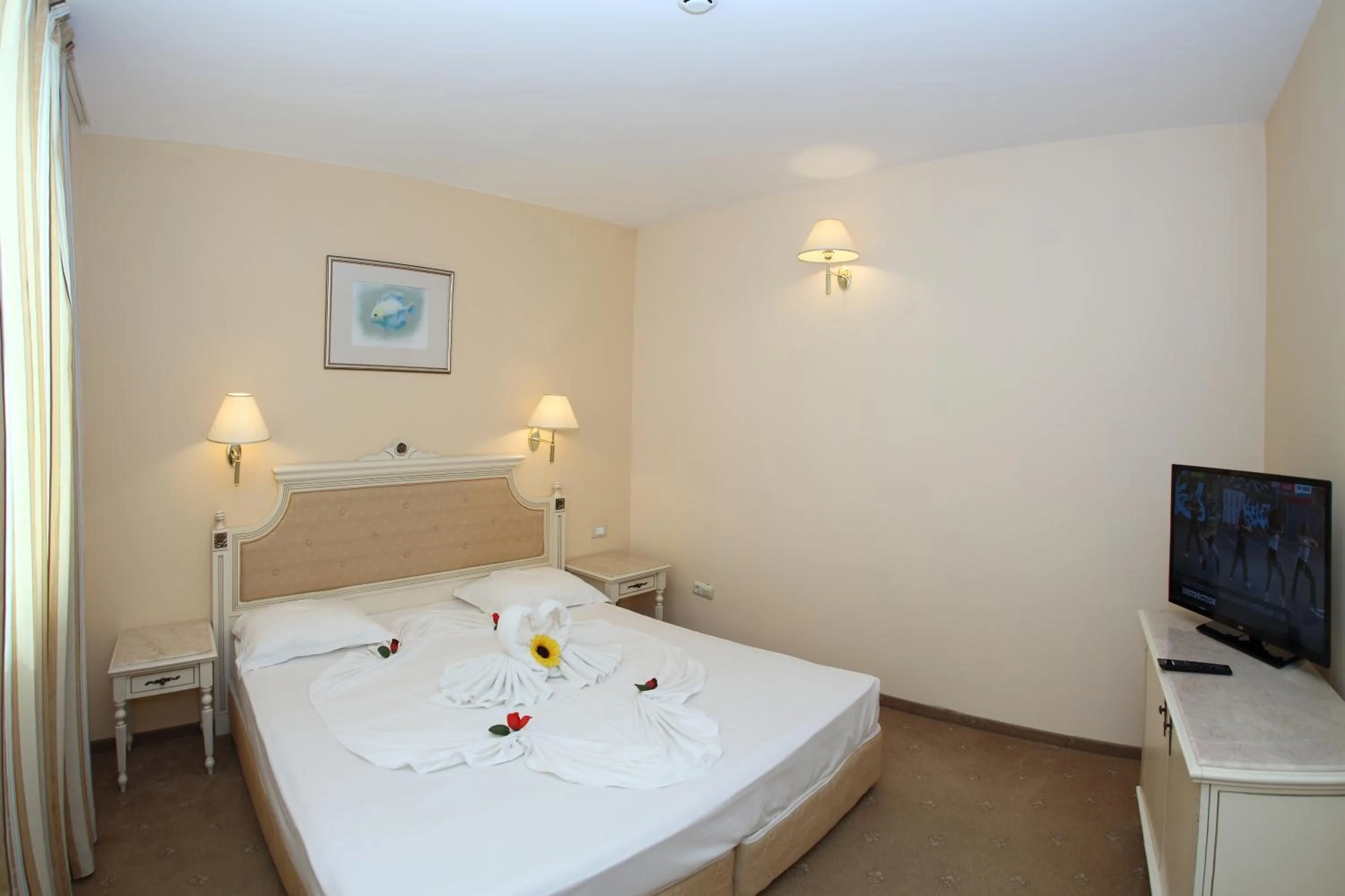 Bed in Duni Marina Beach Hotel - All Inclusive