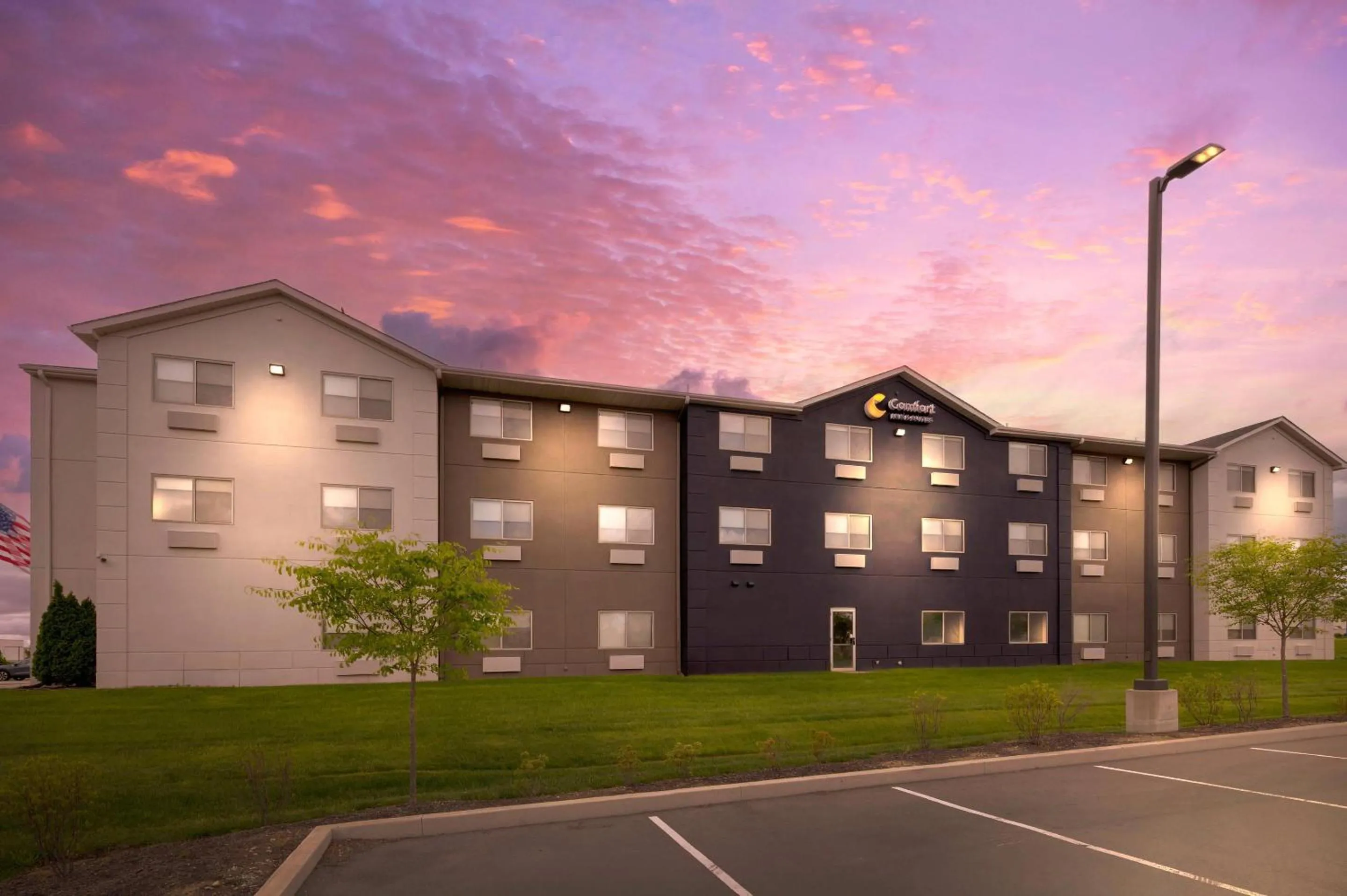 Property building in Comfort Inn & Suites North Greenfield