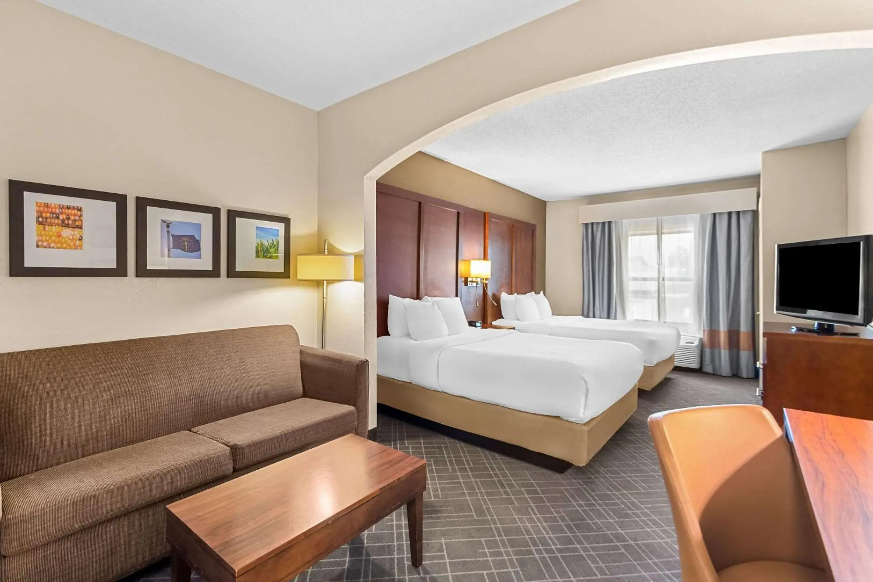 Queen Suite with Two Queen Beds with Sofa Bed - Non-Smoking in Comfort Suites Vincennes Queen Suite with Two Queen Beds with Sofa Bed - Non-Smoking in Comfort Suites Vincennes