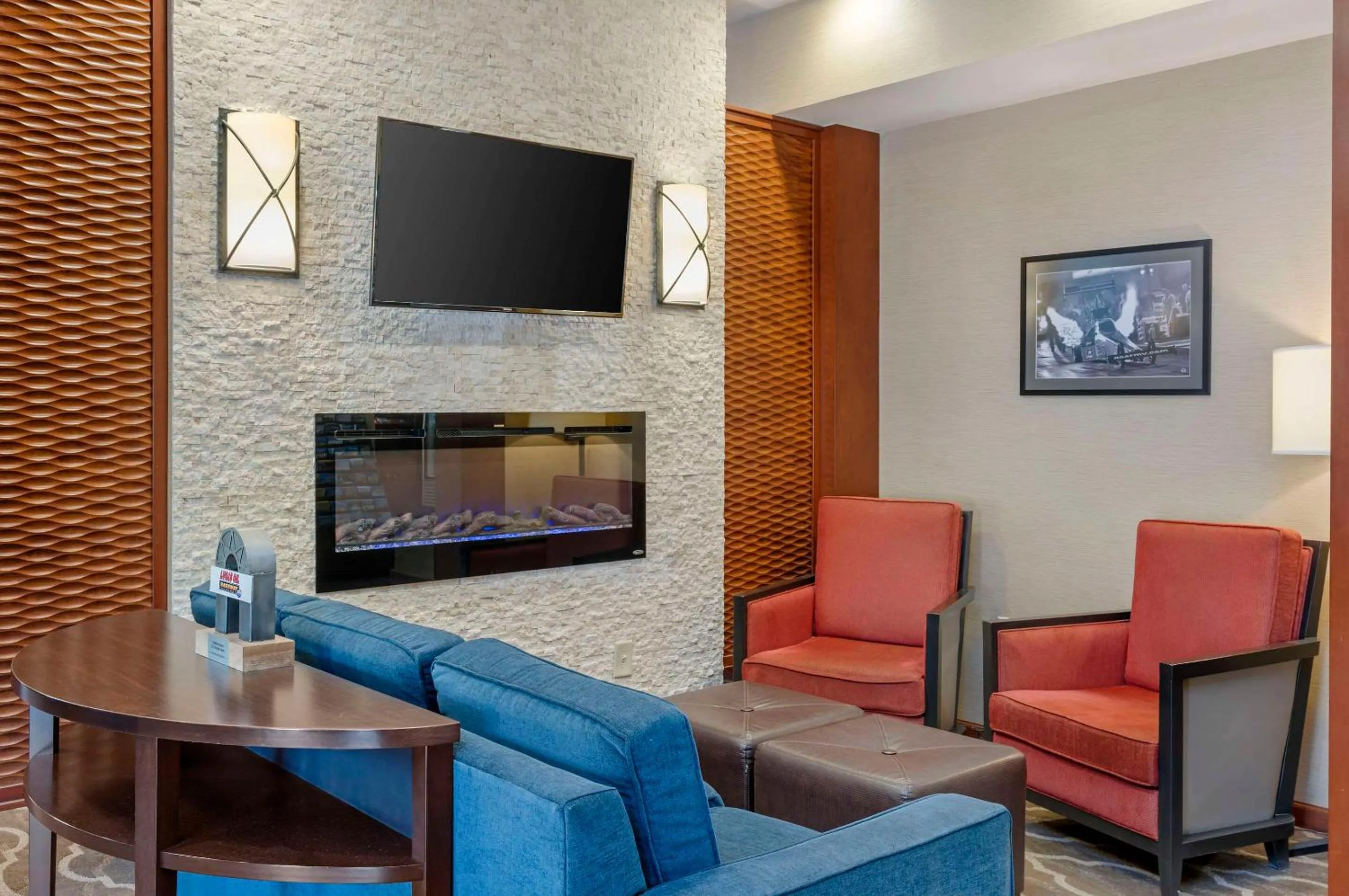 Lobby or reception in Comfort Suites West Indianapolis - Brownsburg