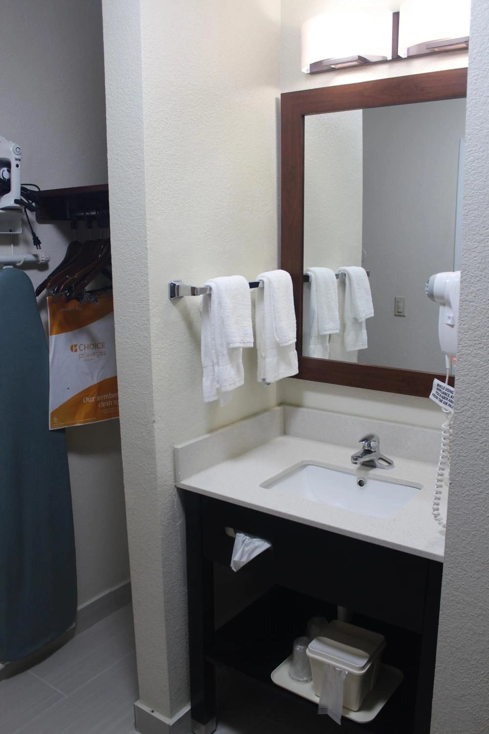 Bathroom in Quality Inn North Vernon