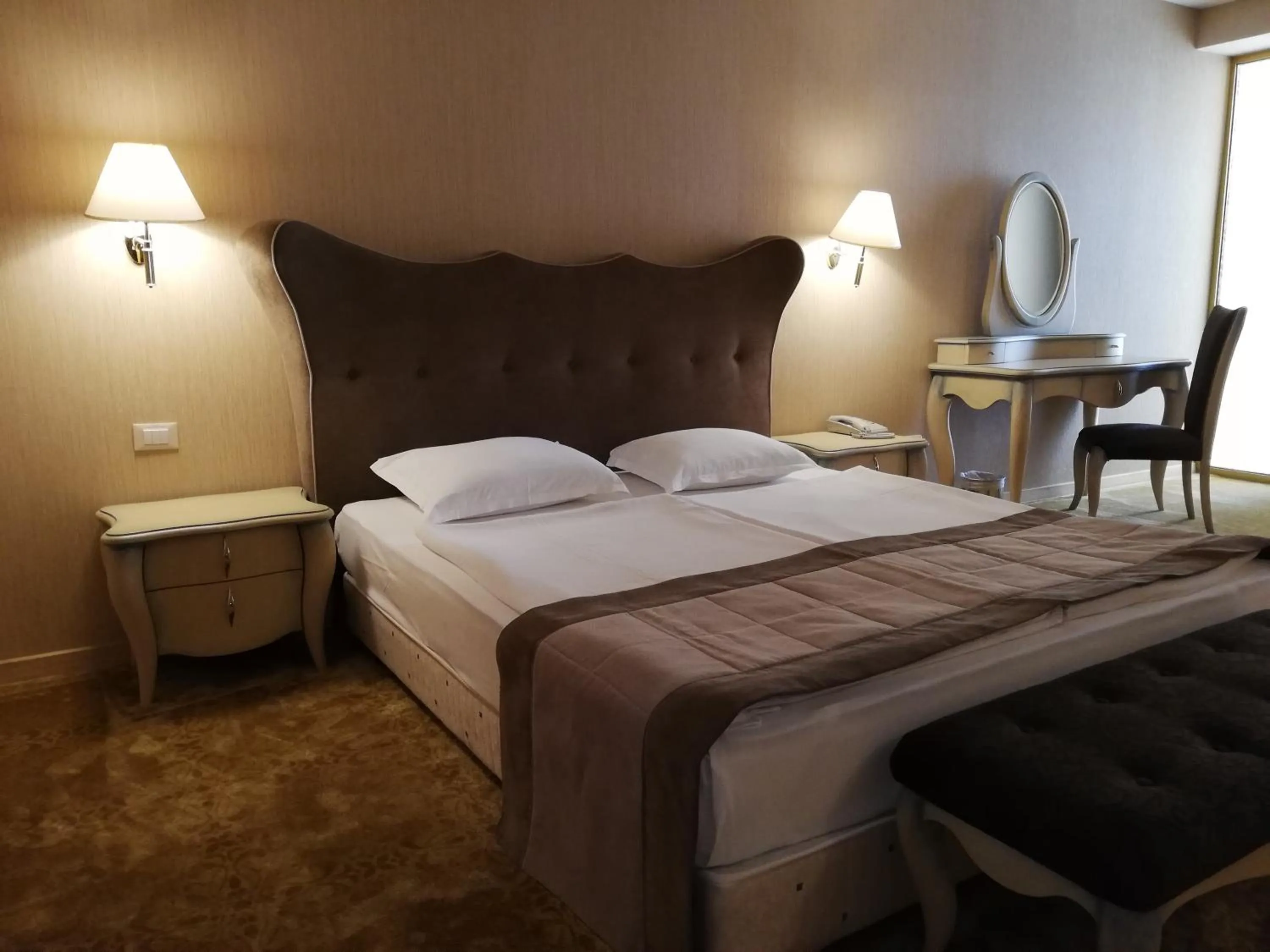 Bed in Duni Marina Royal Palace Hotel - Ultra All Inclusive