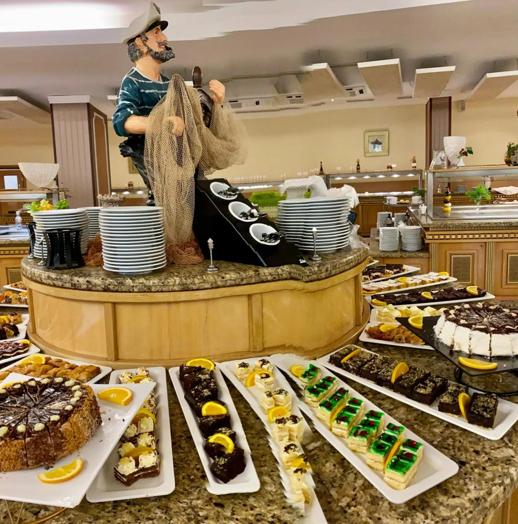 Food and drinks in Duni Marina Royal Palace Hotel - Ultra All Inclusive