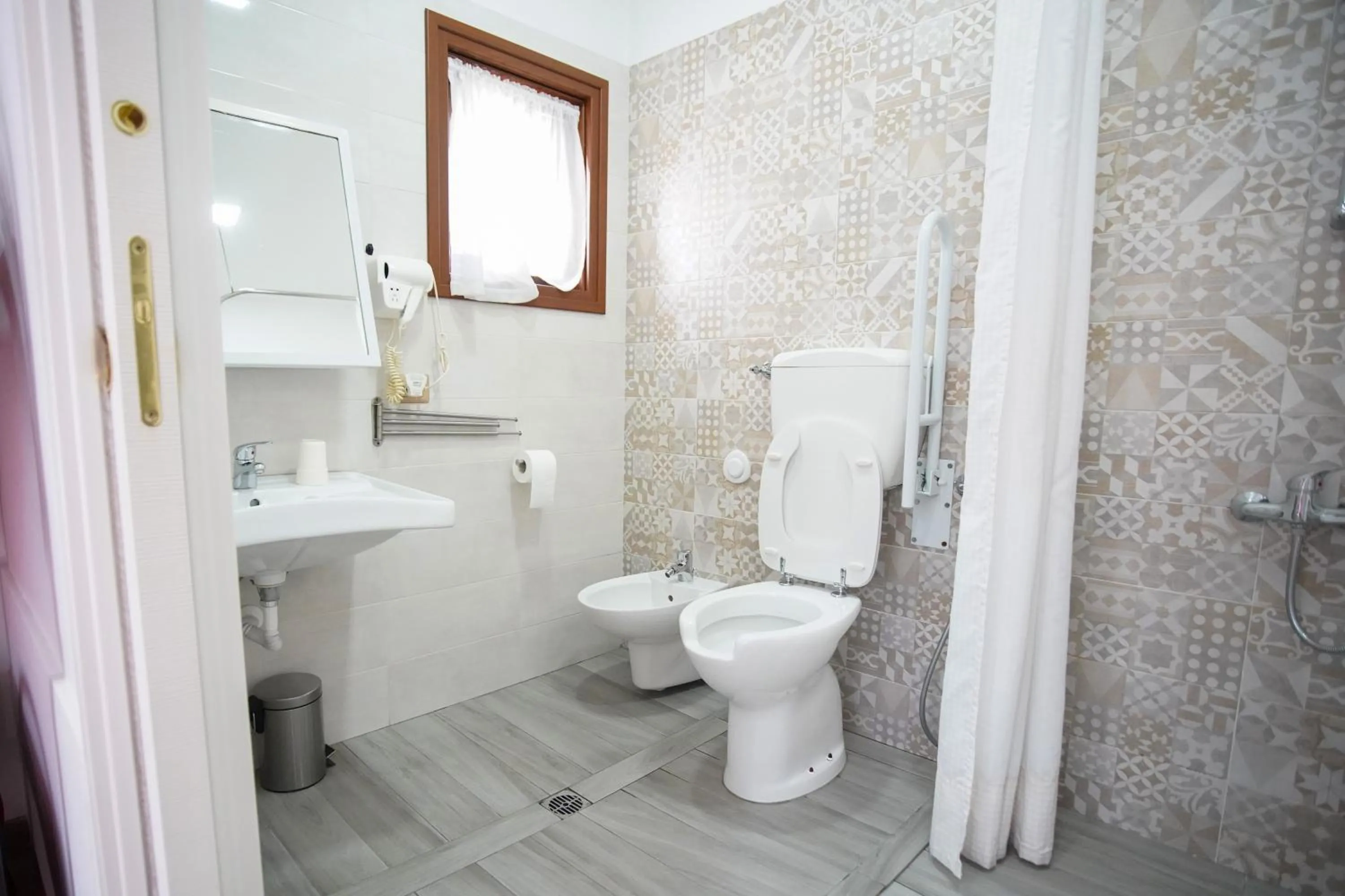 Shower in Casa Fiorita