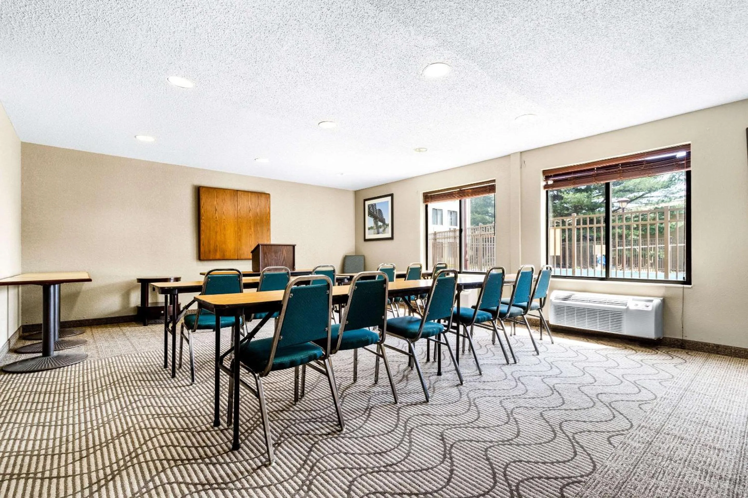 Meeting/conference room in Comfort Inn Evansville East