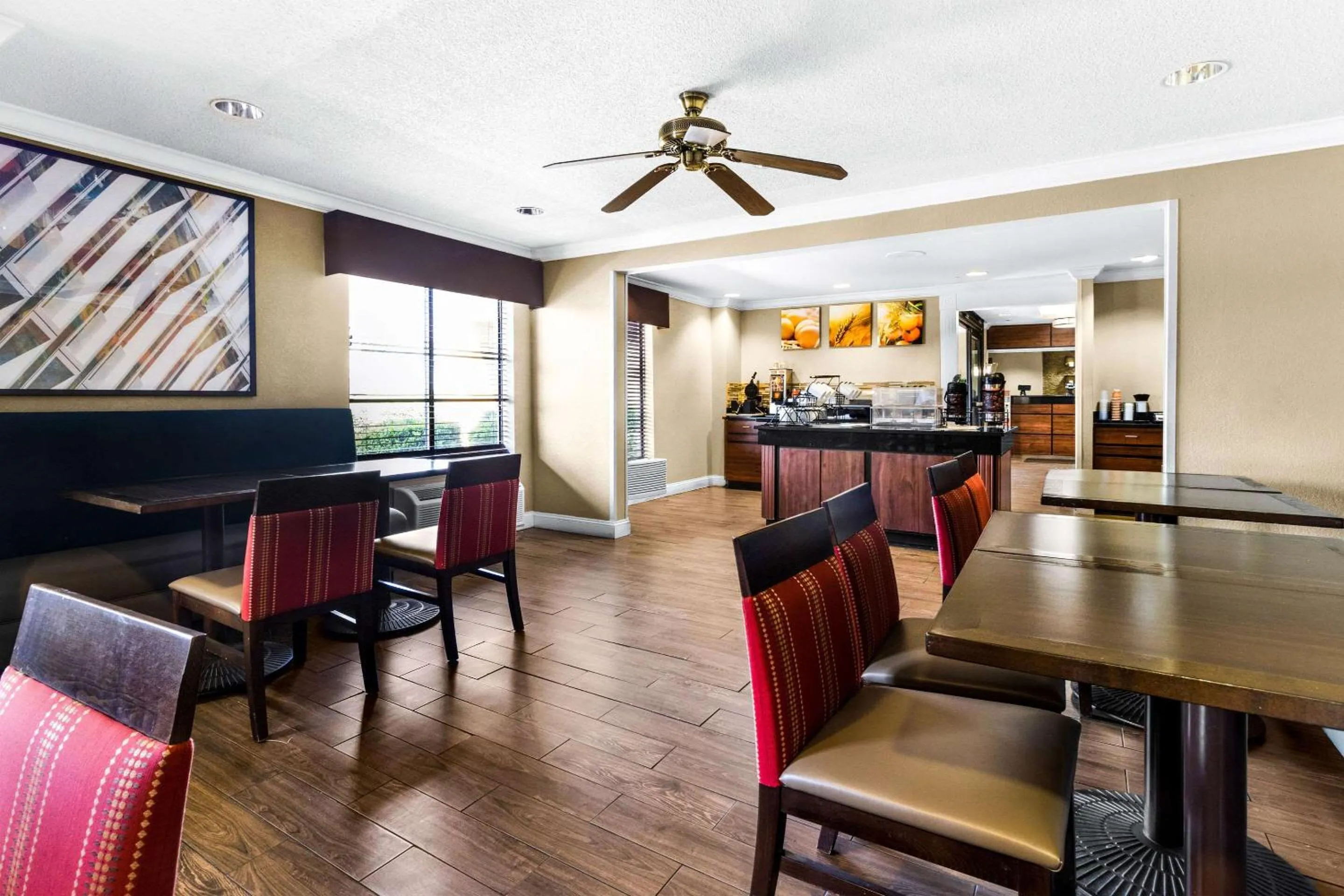 Breakfast in Comfort Inn Evansville East