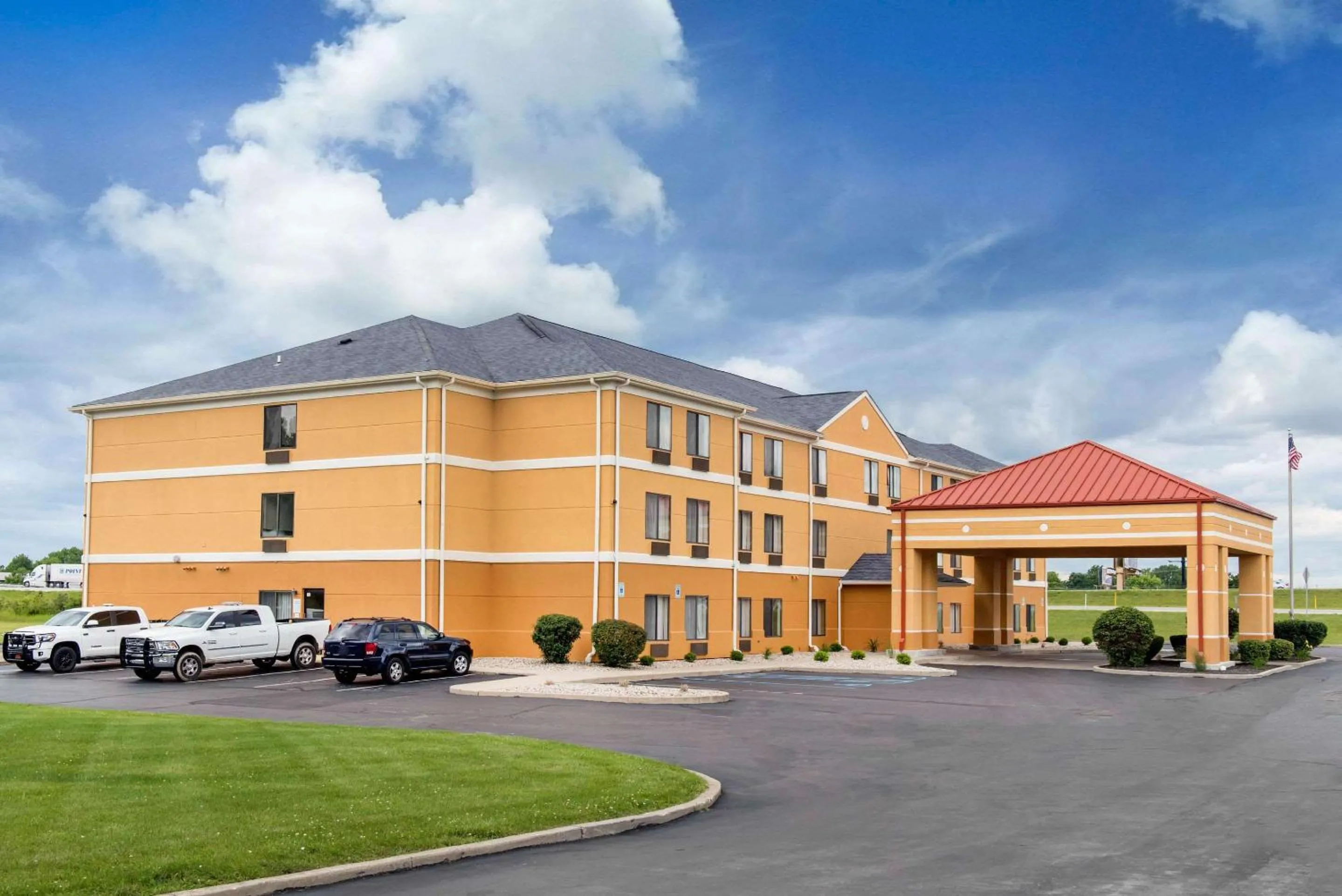 Property building in Quality Inn & Suites Anderson I-69