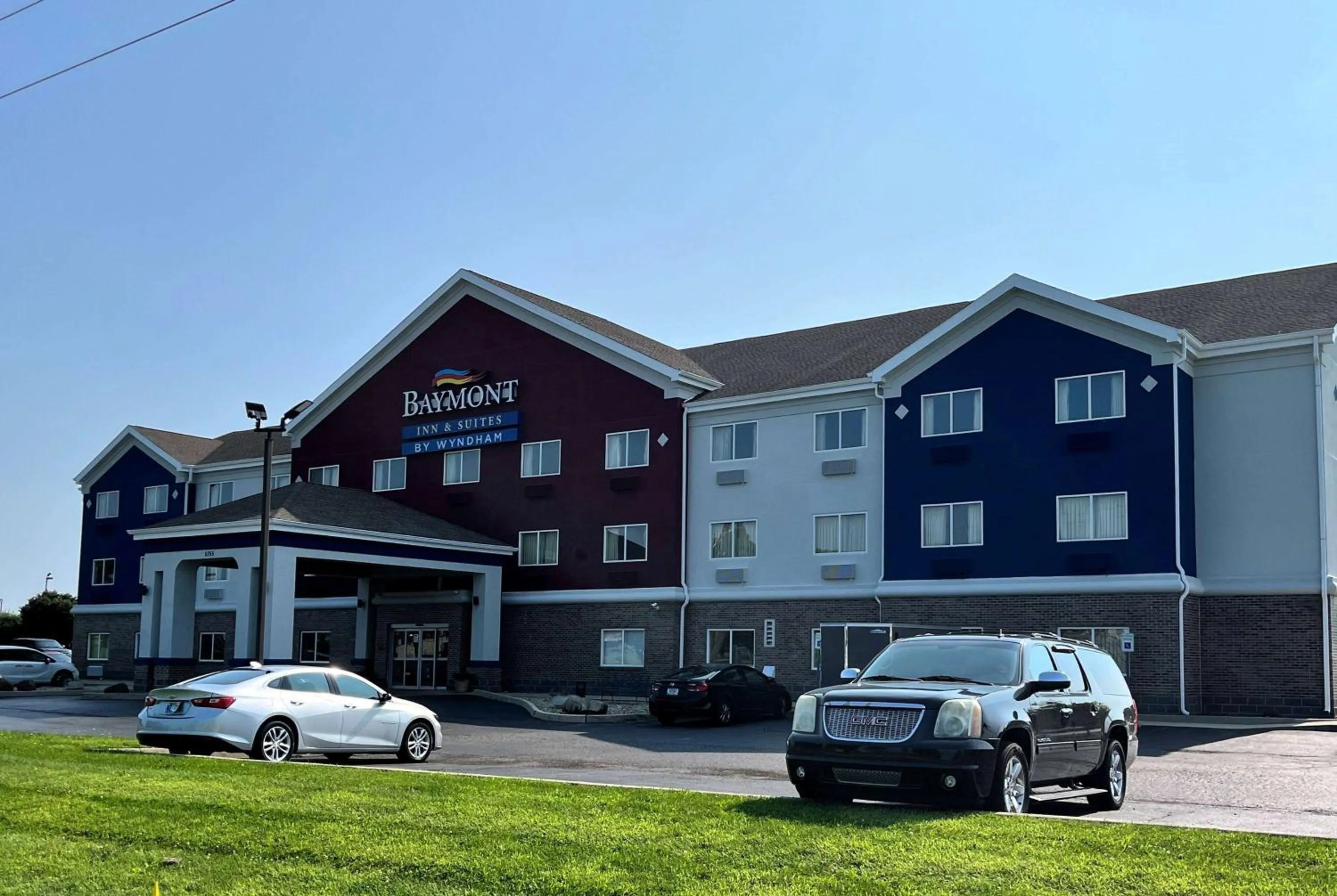 Property building in Baymont by Wyndham Indianapolis Northeast
