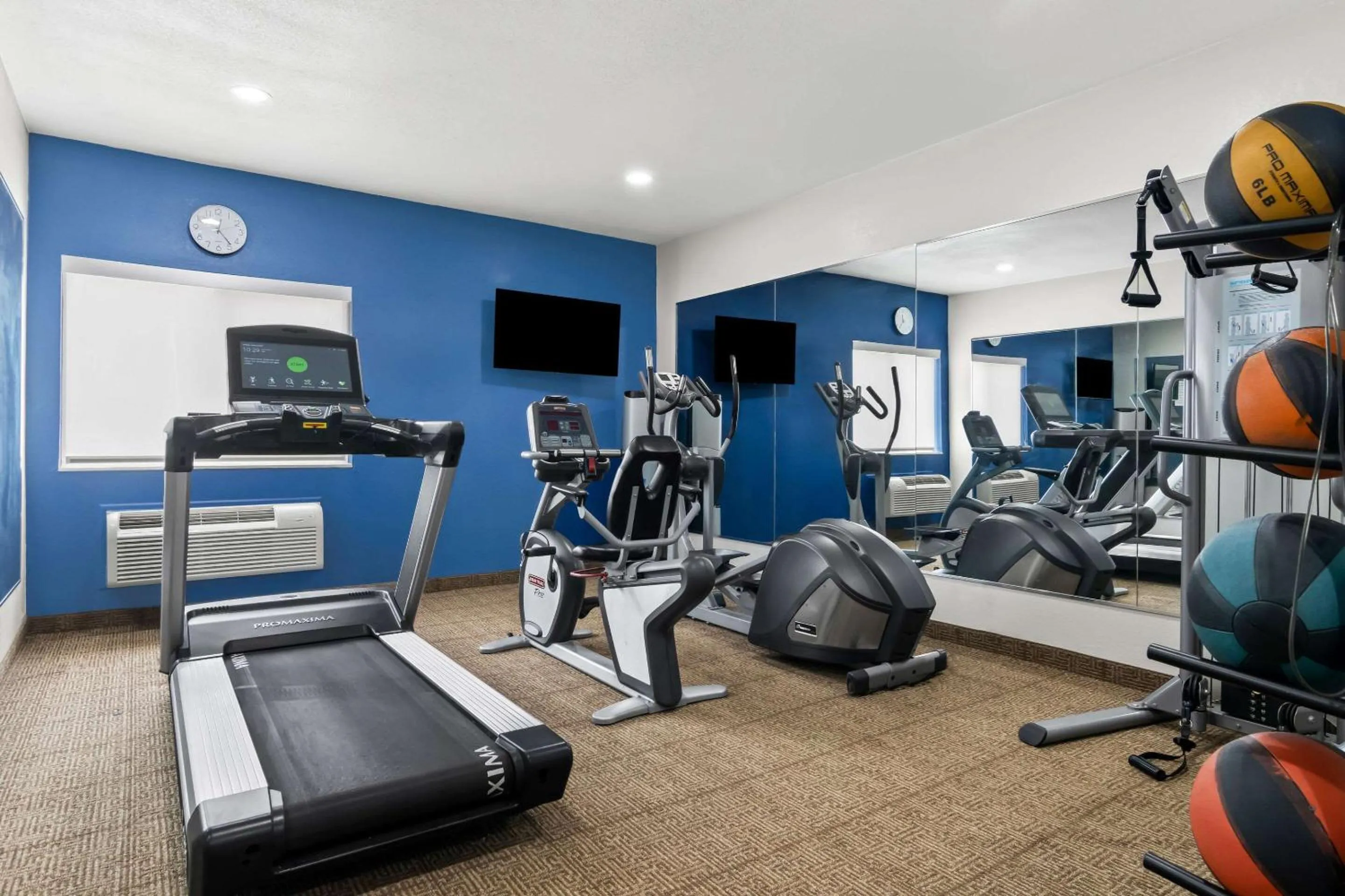 Fitness centre/facilities in Comfort Inn Schereville