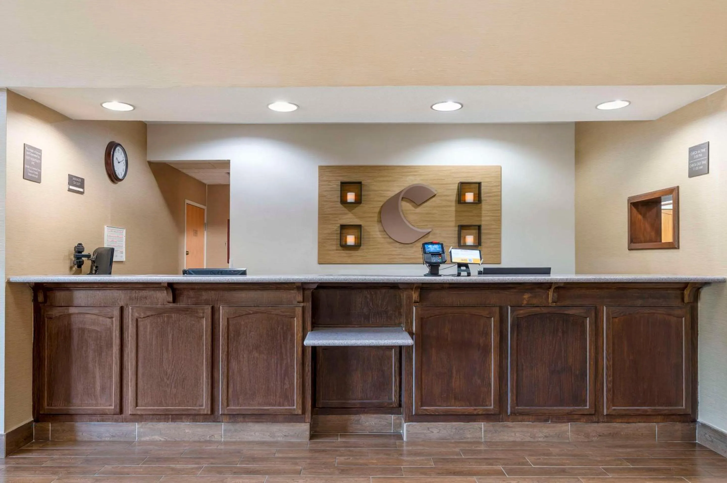 Lobby or reception in Comfort Inn Fremont