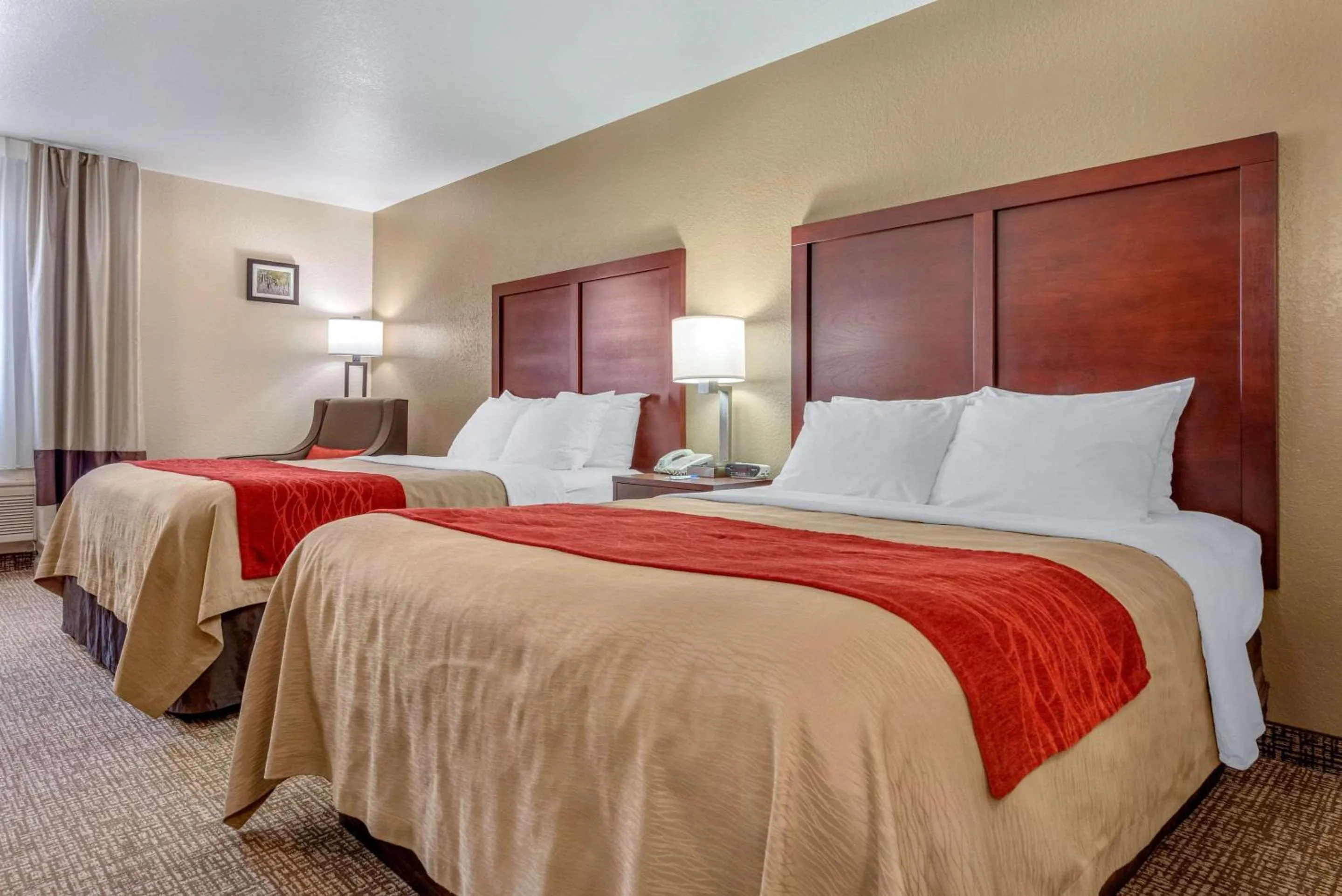 Bedroom, Bed in Comfort Inn Fremont