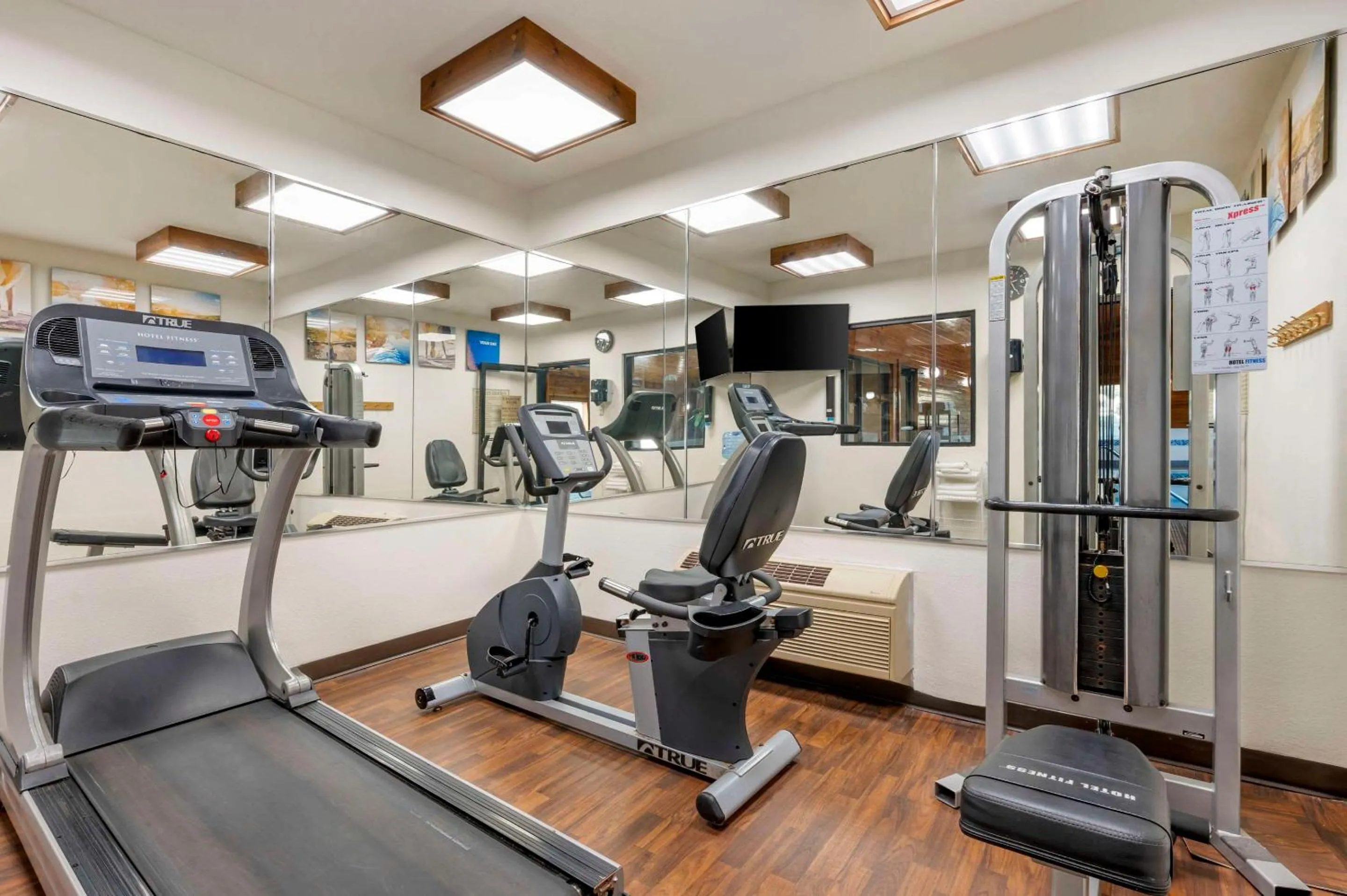 Fitness centre/facilities in Comfort Inn Fremont