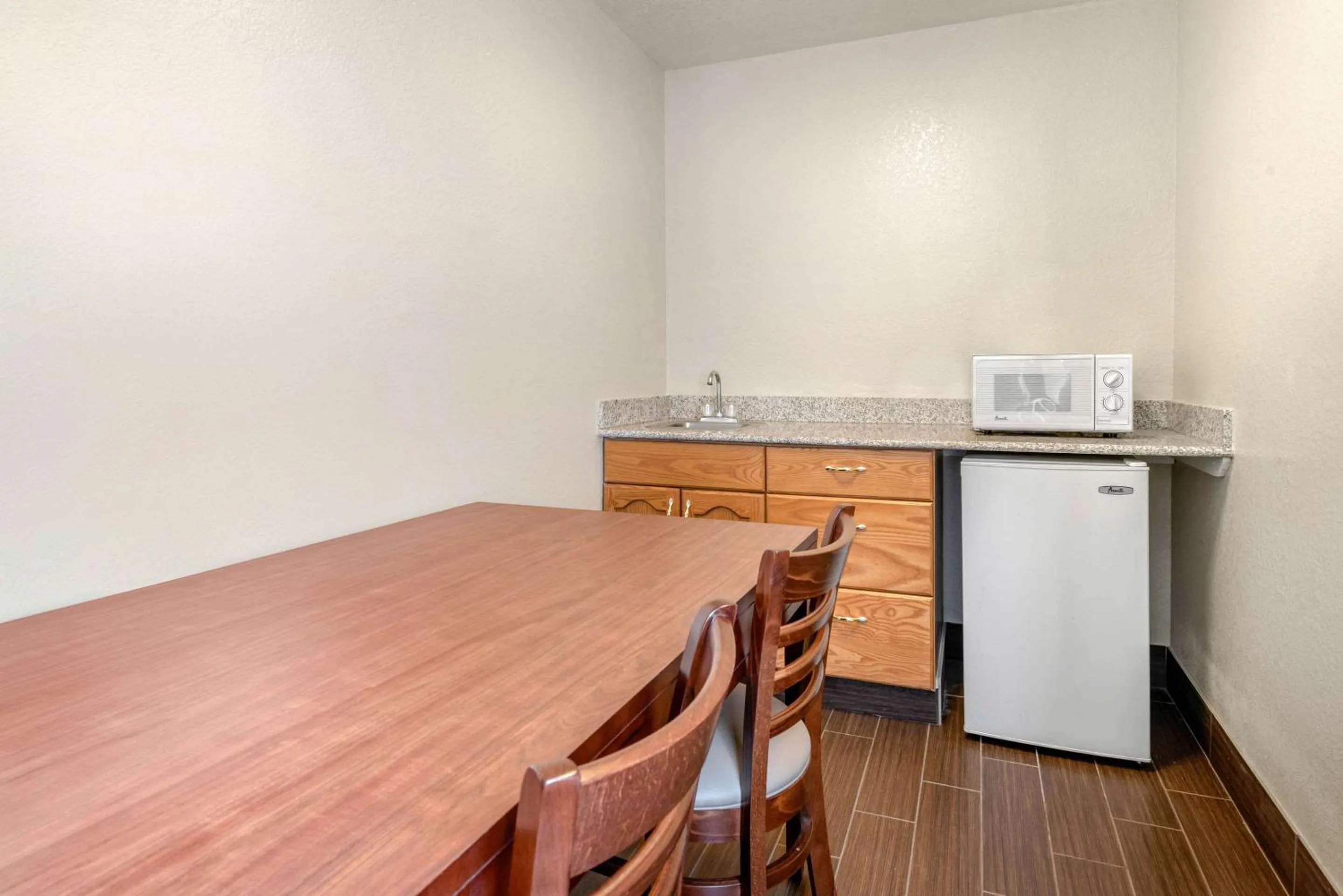 Bedroom in Comfort Inn Fremont