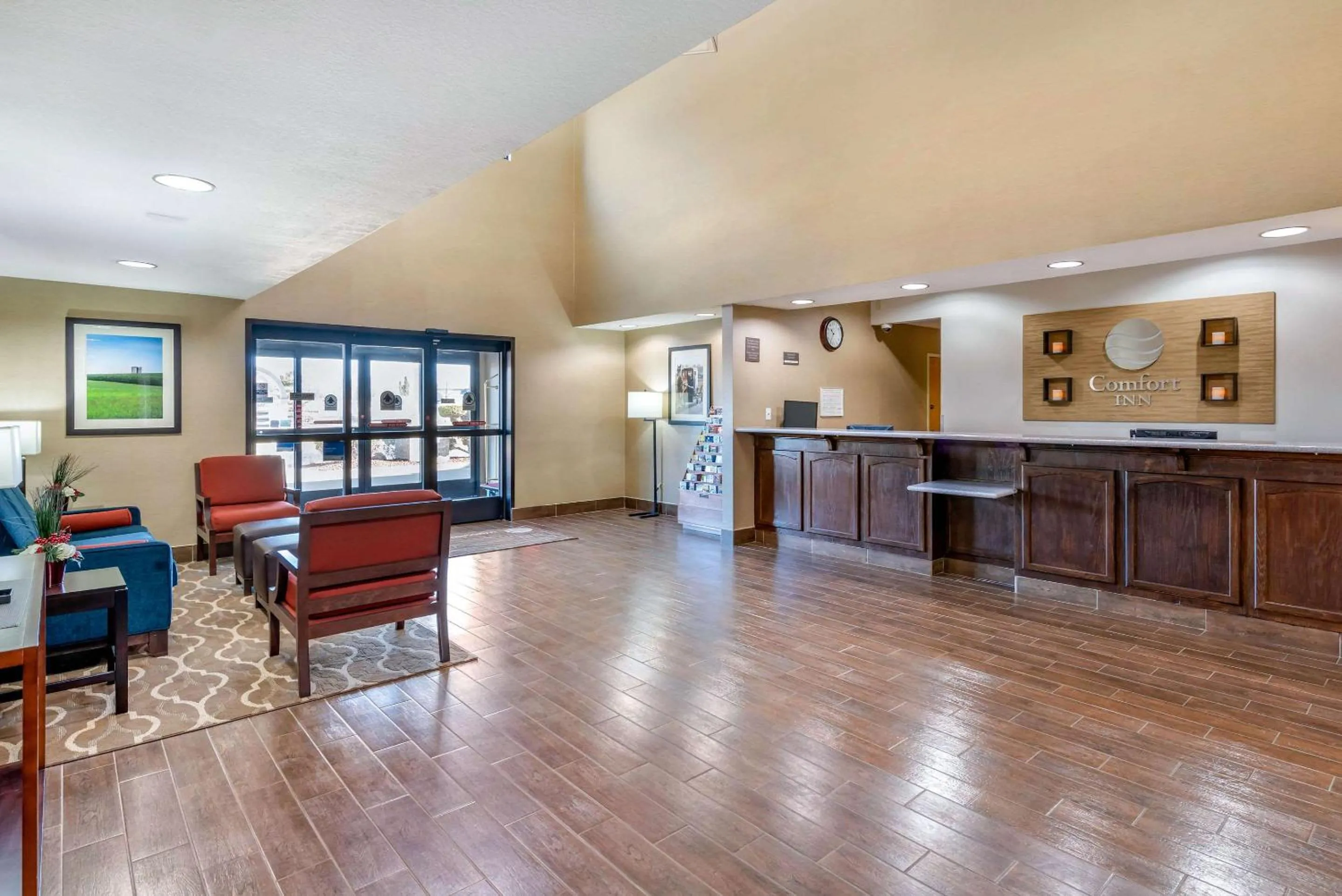 Lobby or reception in Comfort Inn Fremont