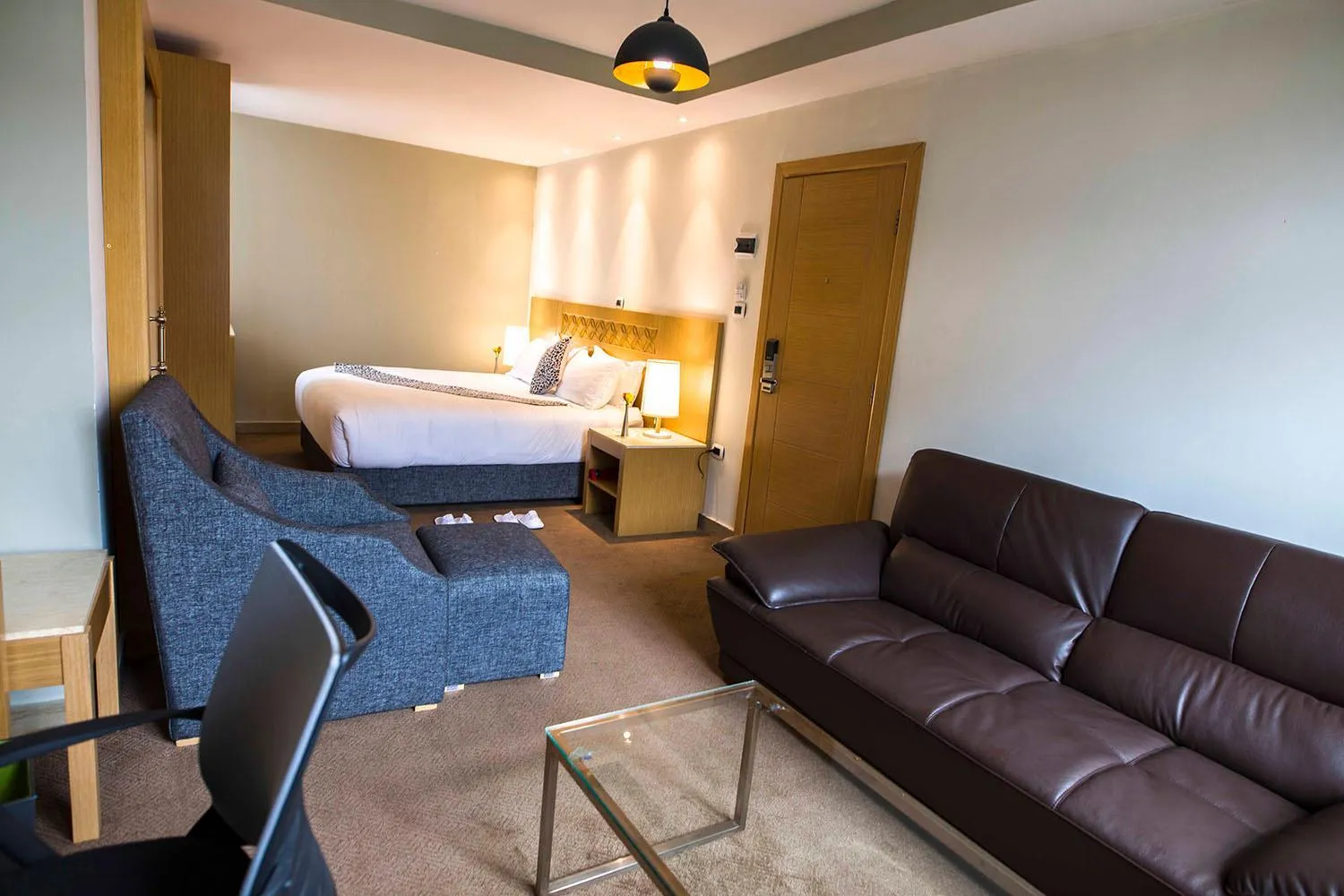 Photo of the whole room, Bed in Vamos Addis Hotel