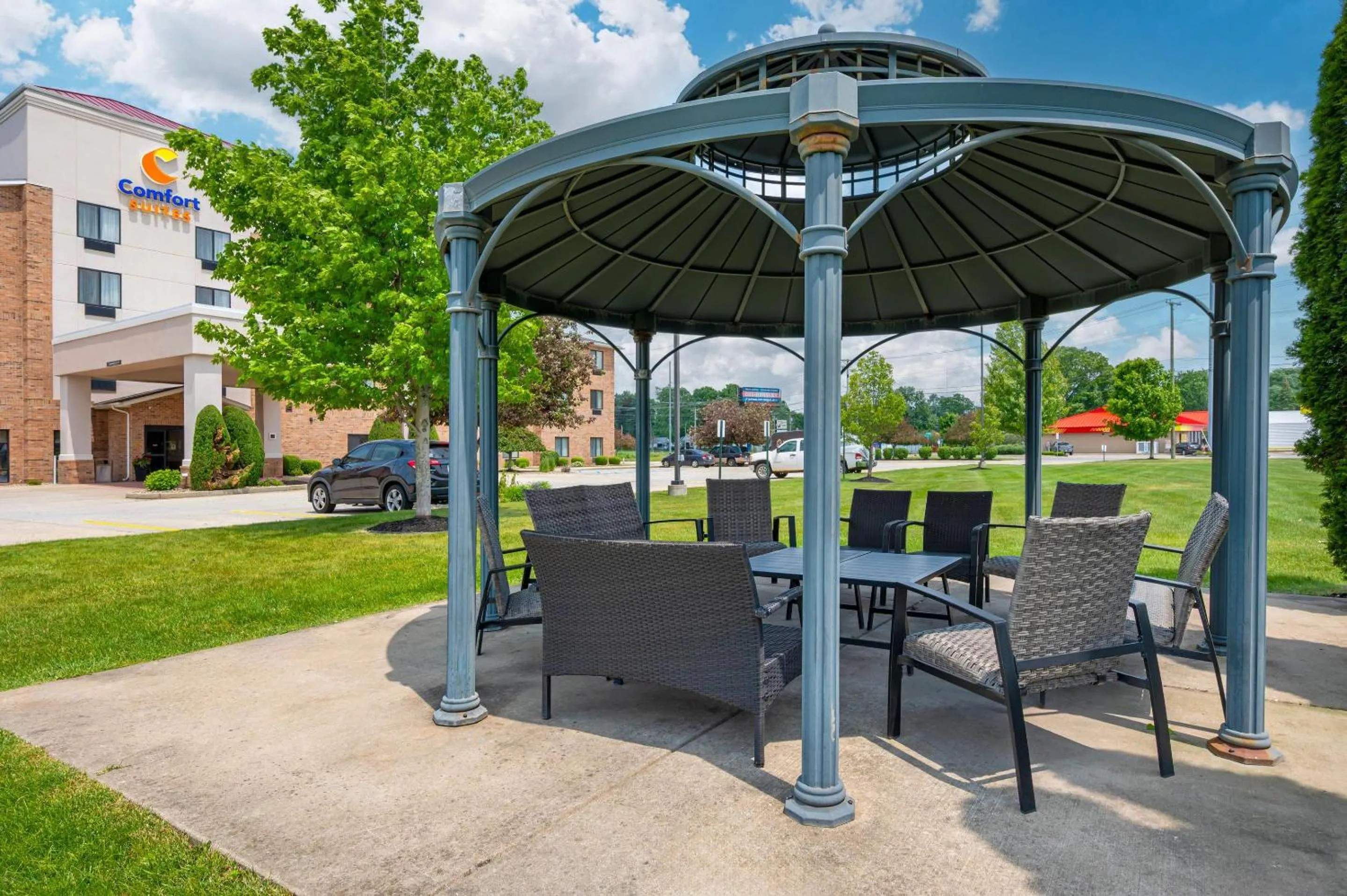 Property building in Comfort Suites South Bend Near Casino