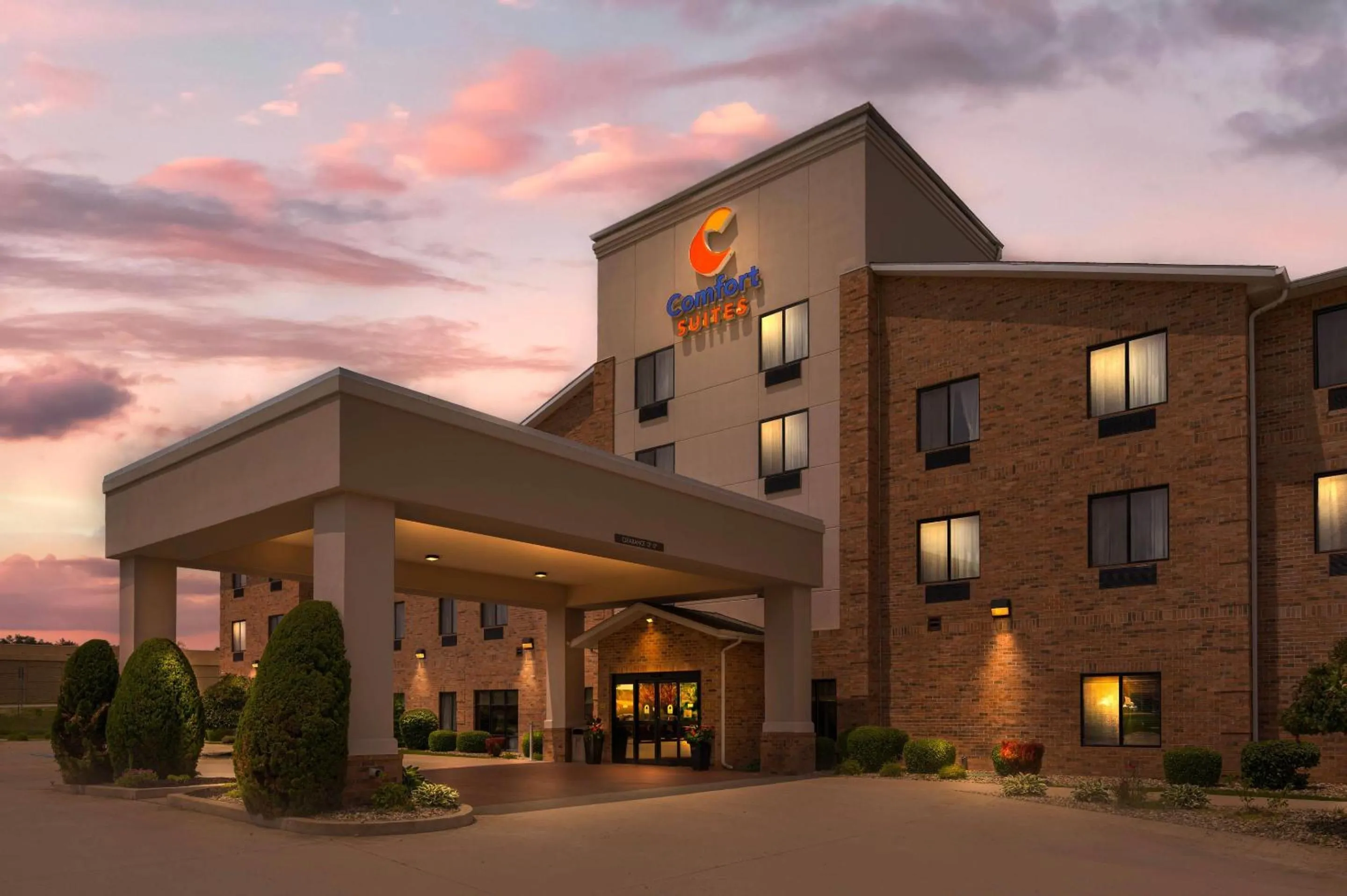 Property building in Comfort Suites South Bend Near Casino