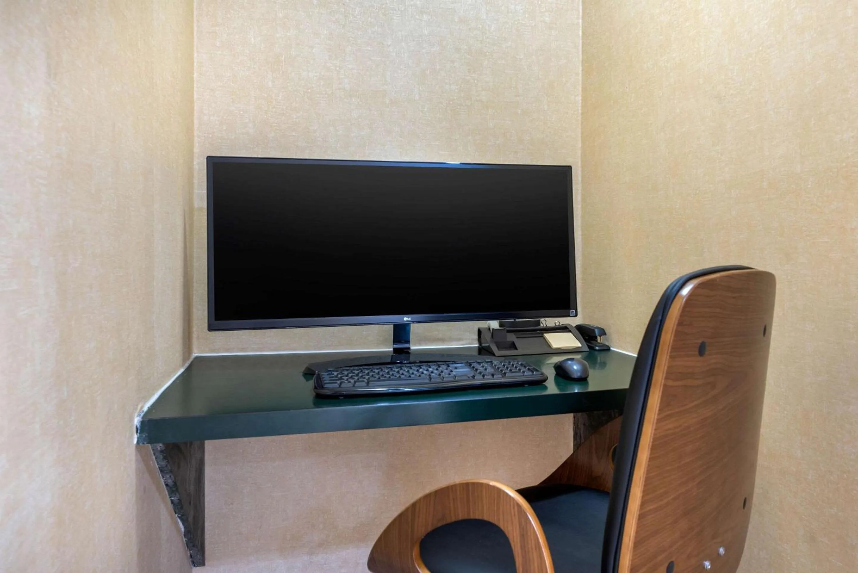 Business facilities in Quality Inn Fort Wayne