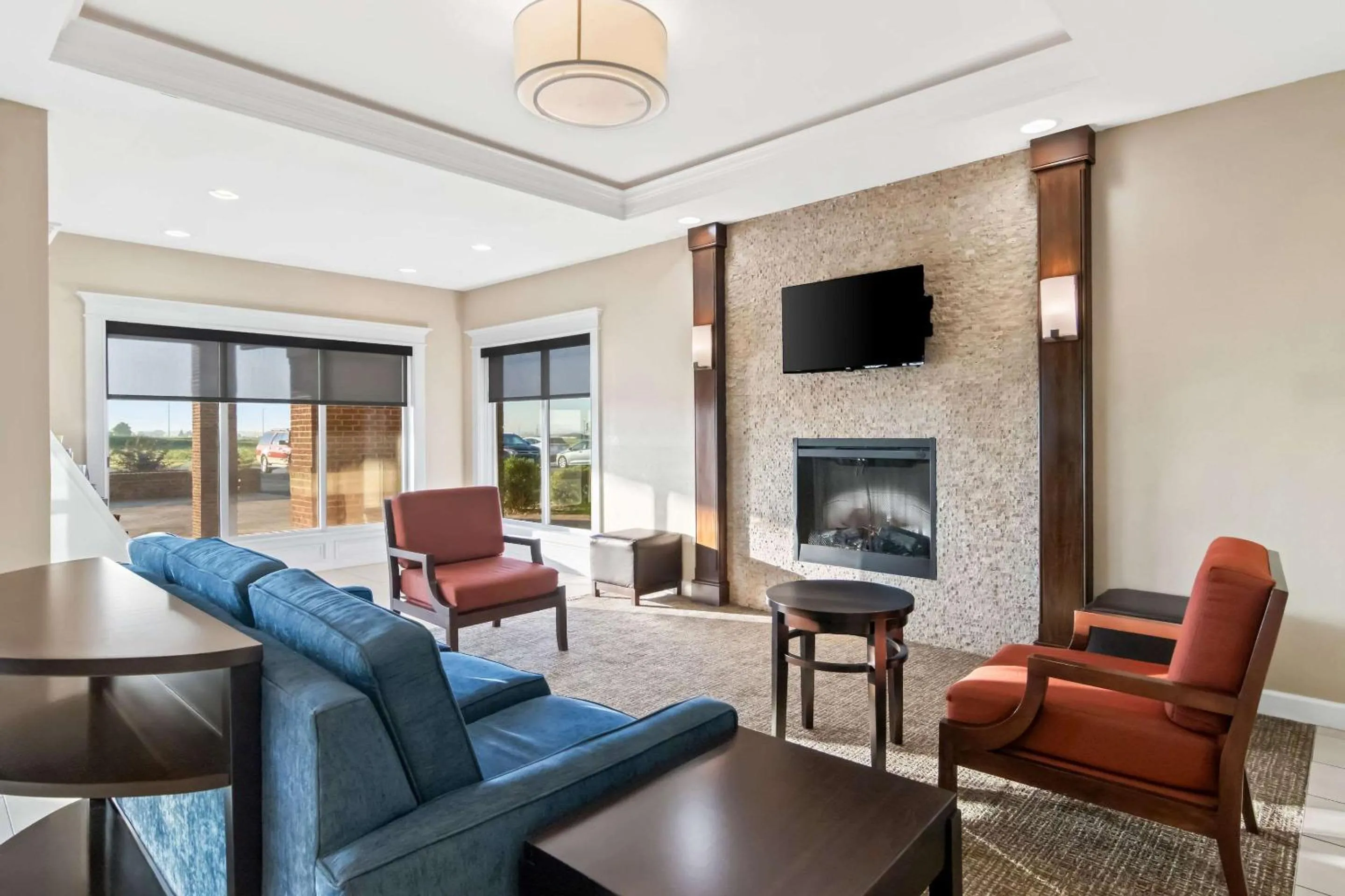 Lobby or reception in Comfort Inn Hebron-Lowell Area